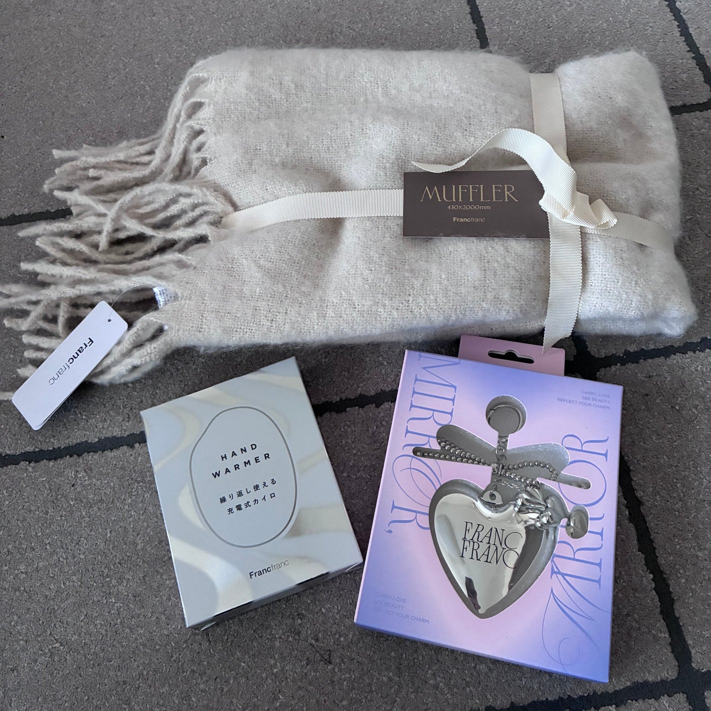 ゆーゆ❀♡❀ on LIPS 「Francfranc購入品!🎀チャーム付き ミラー&ブラシ🎀ハ..」(2枚目)