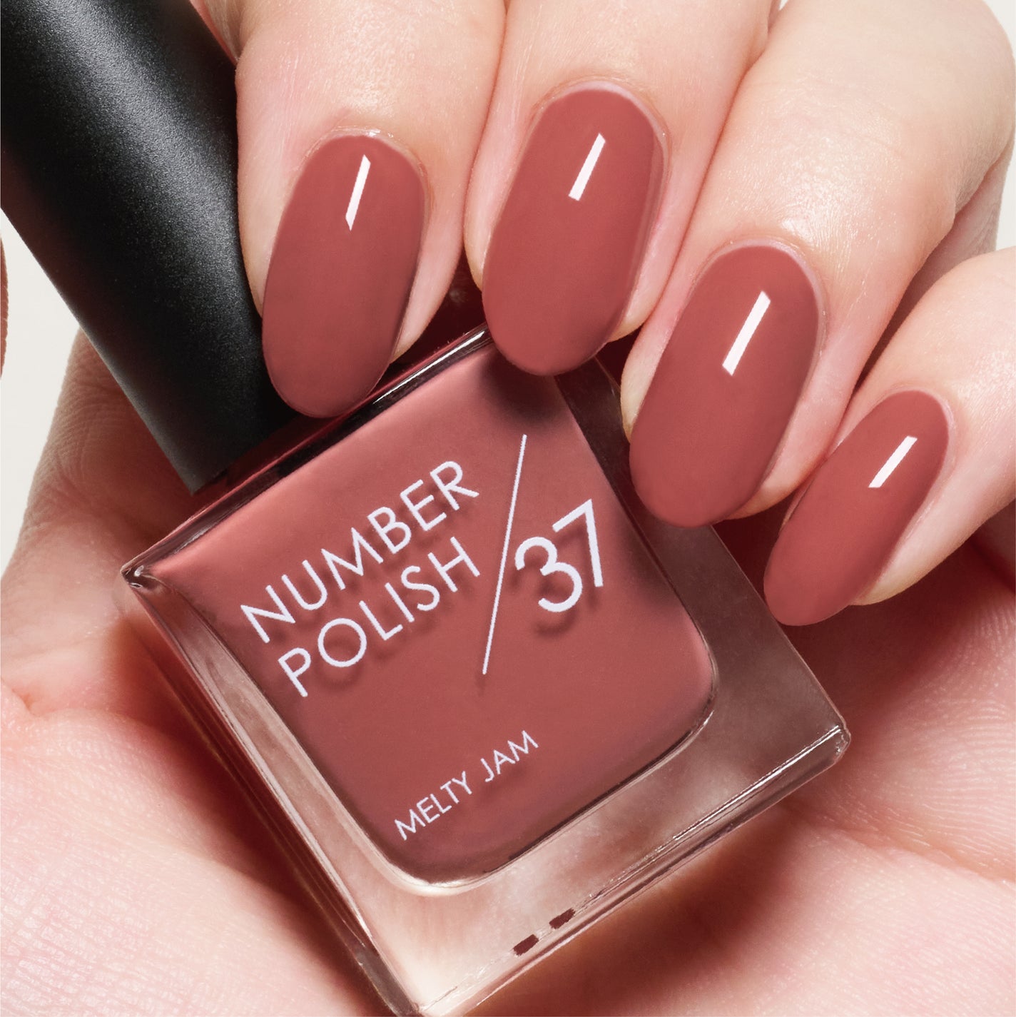 NUMBER POLISH /D-UP/マニキュアを使ったクチコミ(2枚目)