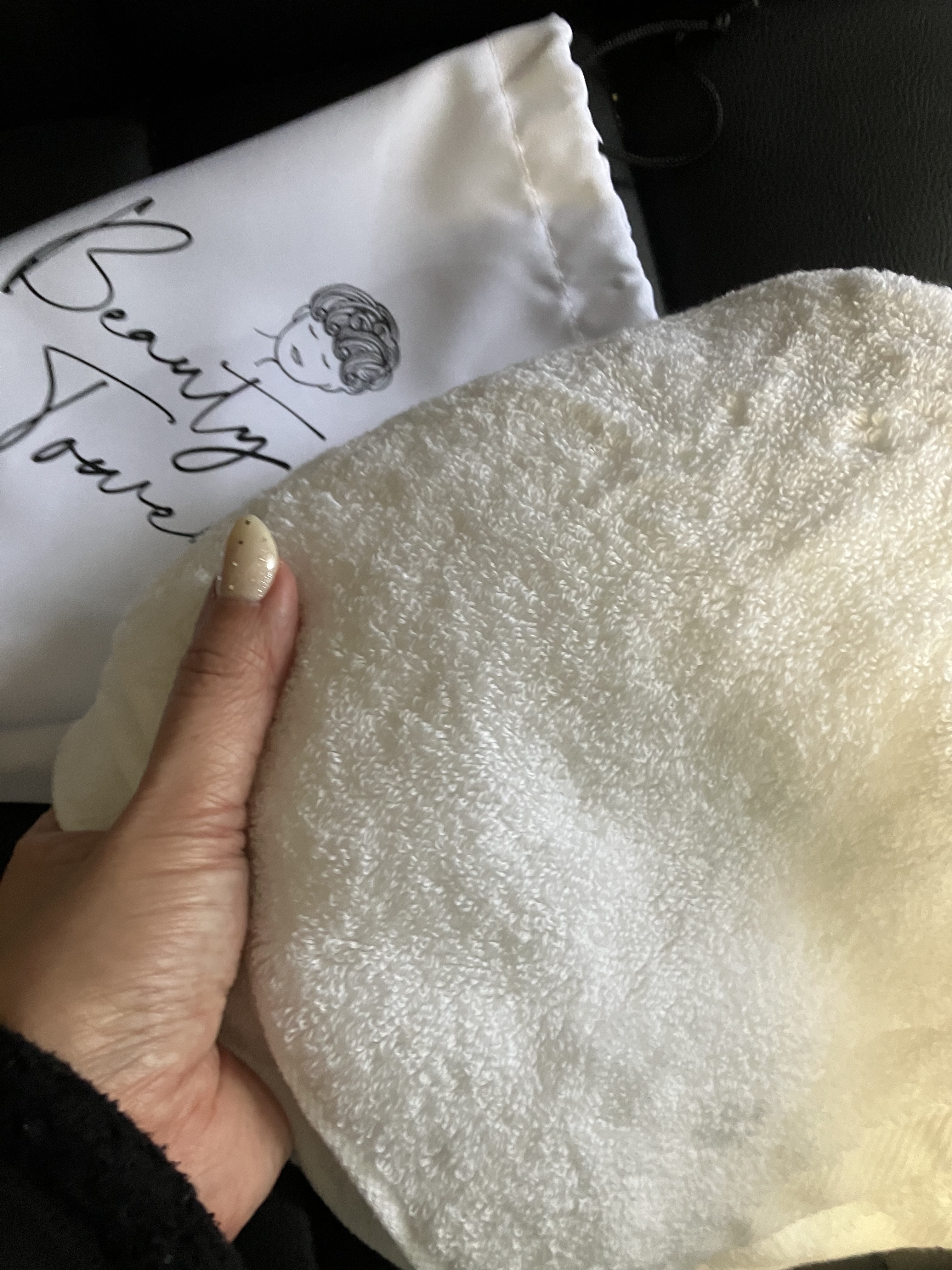 ReFa HAIR DRY TOWEL/ReFa/ヘアケアグッズを使ったクチコミ（2枚目）