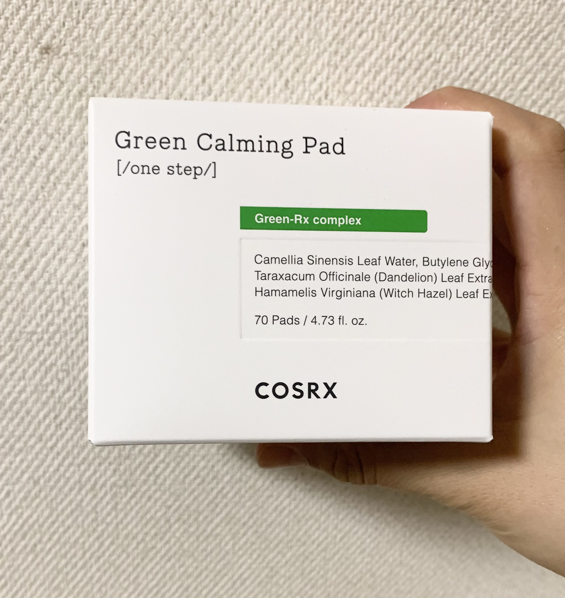 COSRX　ワンステップグリーンカーミングパッドです

以前オリジナルを使って良かったので、
今回はこちらを購入してみました✨

私が買った時はQoo10の公式ショップで1+1で2800円くらいでした
1つ70枚入りです


今回購入したこ