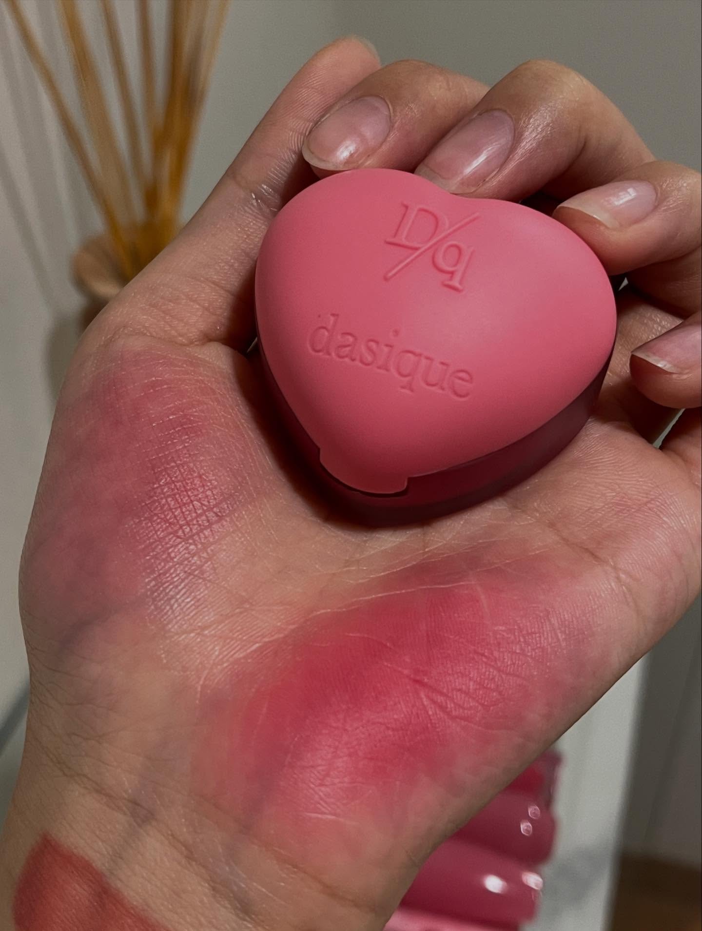 ピュアウォーターリップグロス 08 クリーミーピンク/dasique/リップグロスを使ったクチコミ（3枚目）