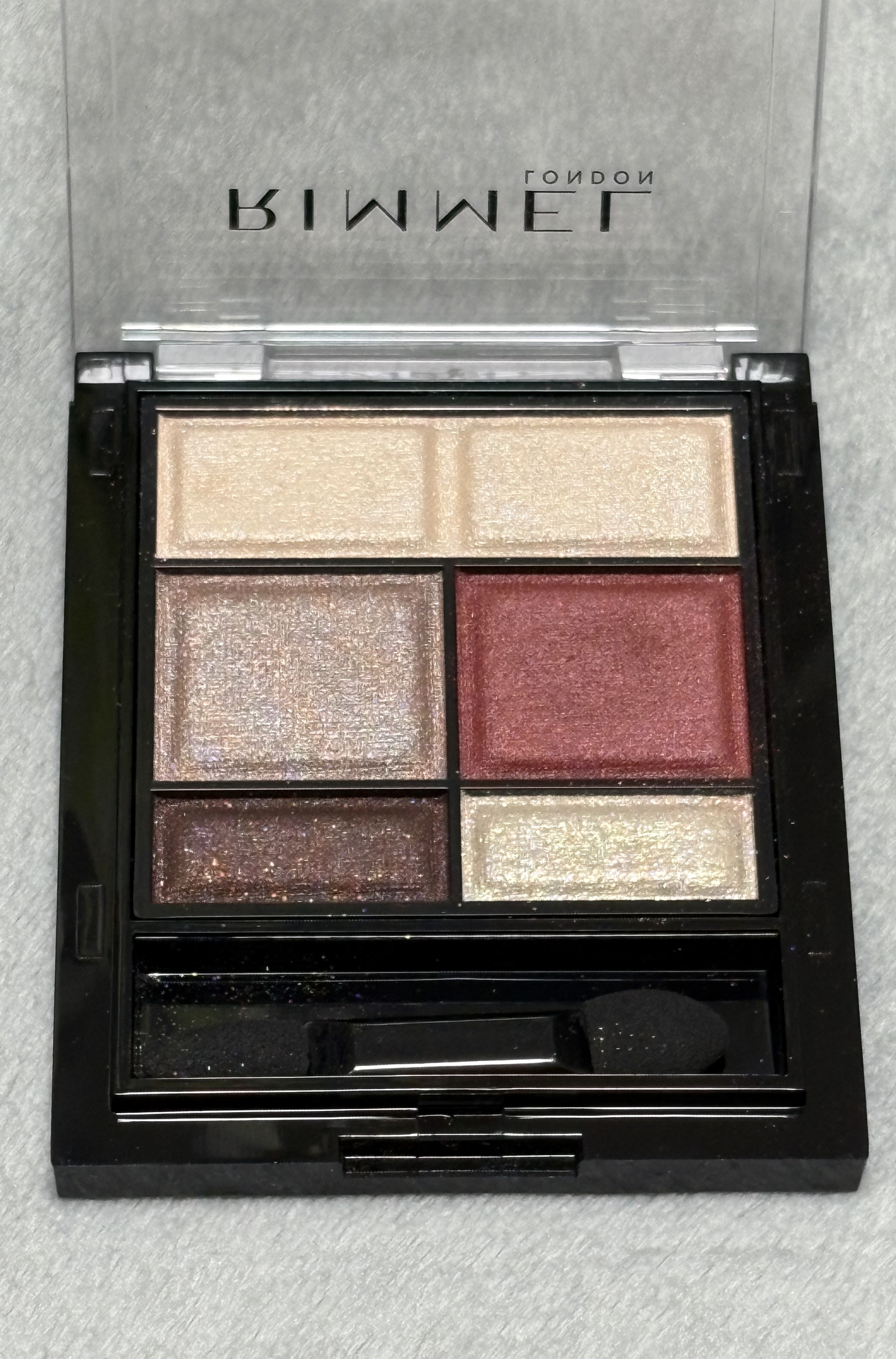 ワンダー スウィート アイシャドウ 005 甘酸っぱく自由なクランベリーラテショコラ/リンメル ロンドン/アイシャドウパレットを使ったクチコミ（1枚目）