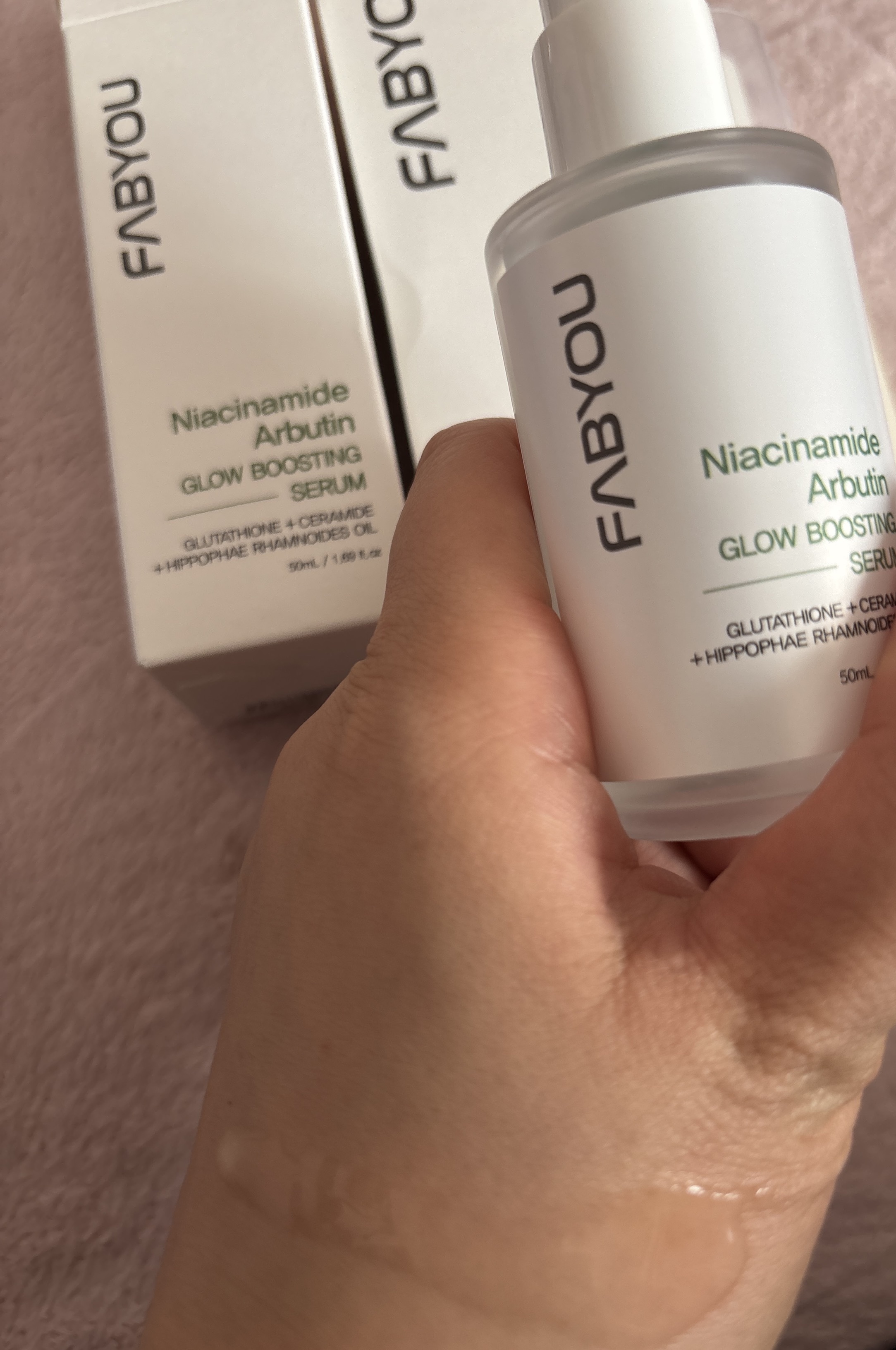 Niacinimide Arbutin Glow Boosting Serum/FABYOU/美容液を使ったクチコミ（2枚目）