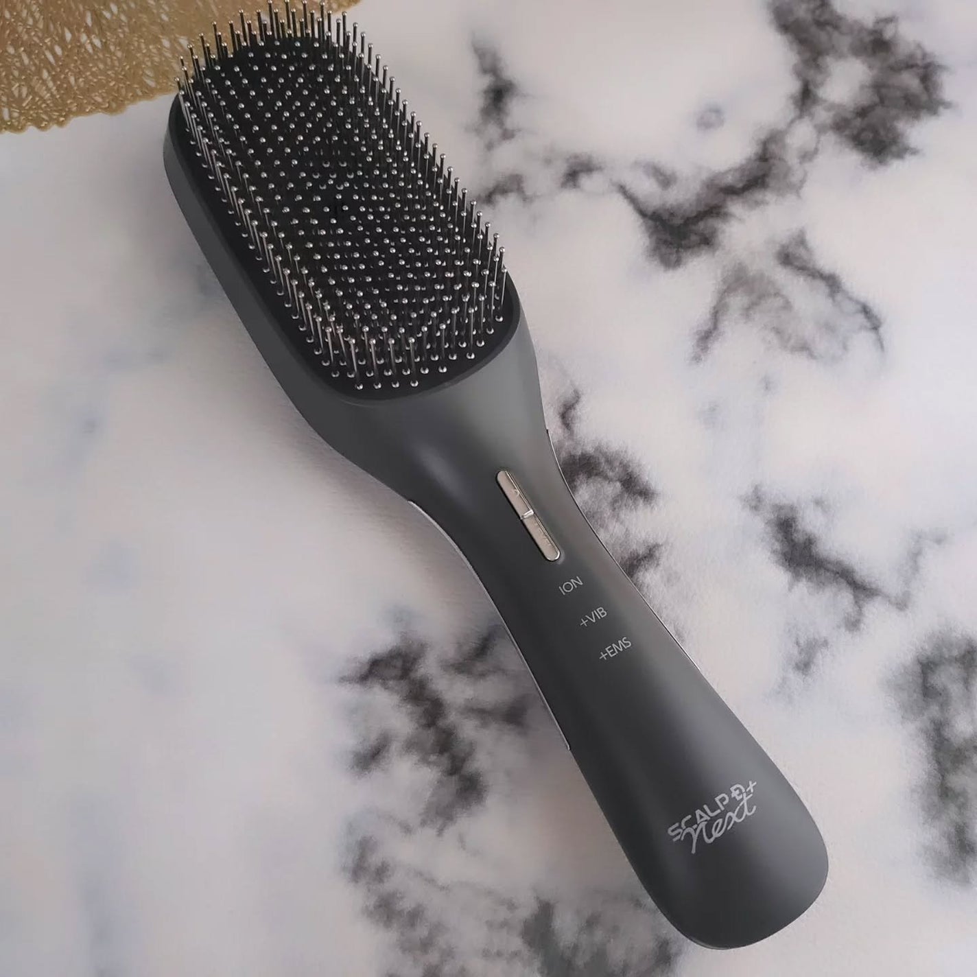 スカルプD ネクストプラス スタイルエレブラシ/アンファー(スカルプD)/ヘッドマッサージャーを使ったクチコミ(3枚目)