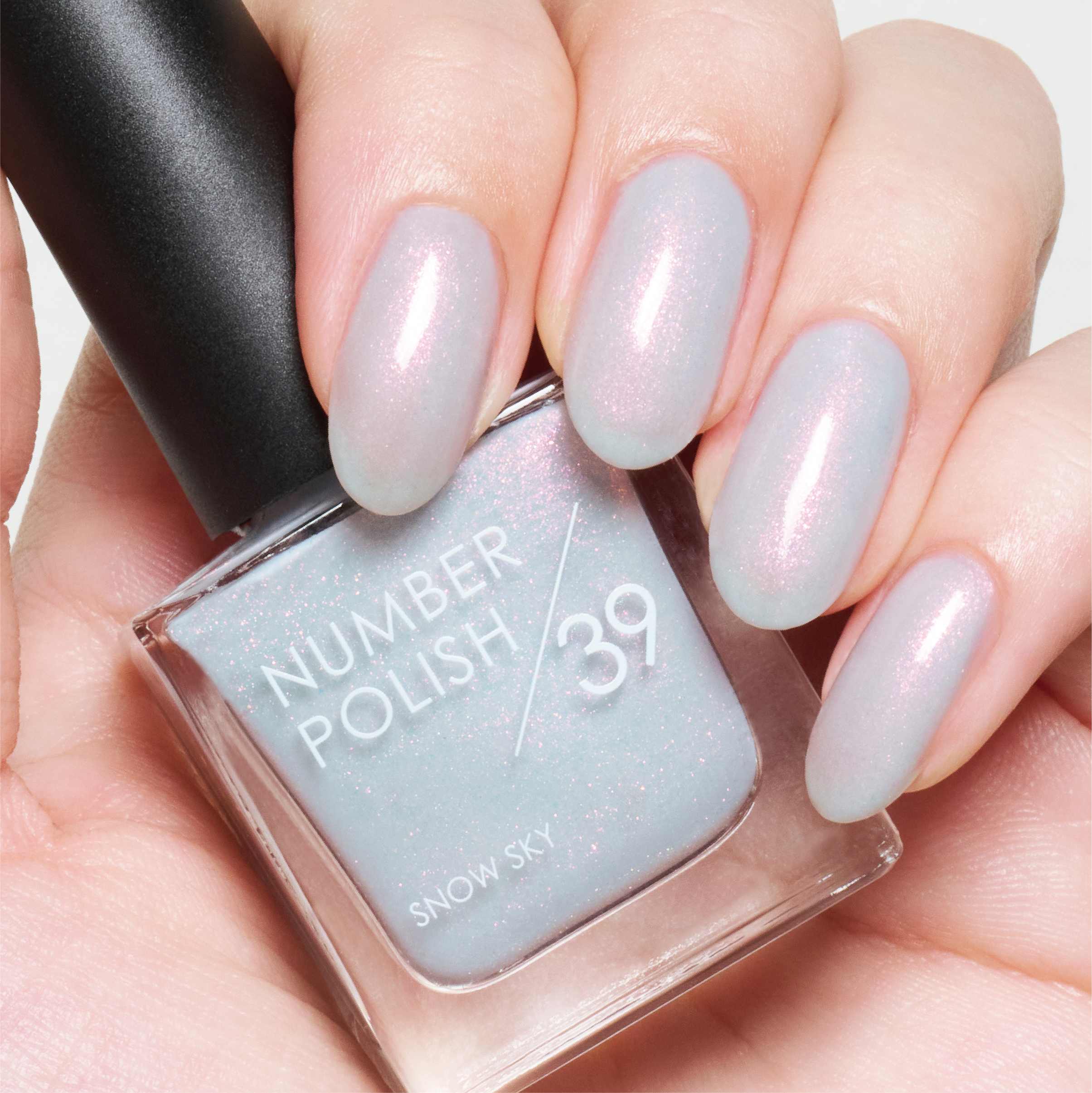 冬ネイルのネイルデザイン - NEW COLORS ＜11.28(金)発売開始＞ by D