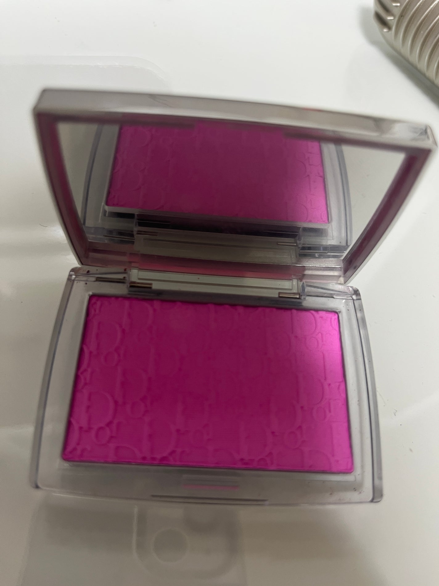 ロージー グロウ/Dior/パウダーチークを使ったクチコミ(3枚目)