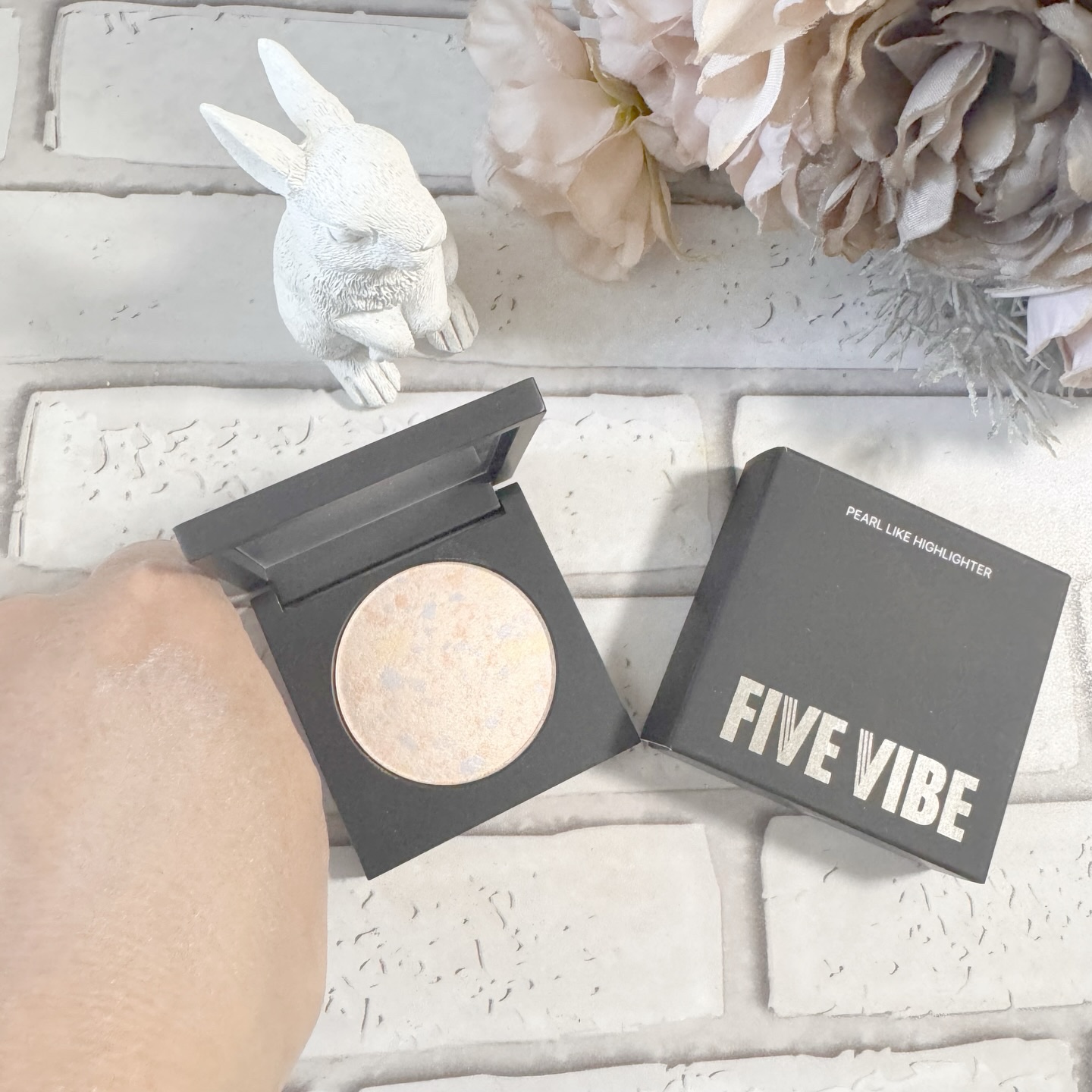 パールライクハイライター/FIVE VIBE/パウダーハイライトを使ったクチコミ（2枚目）