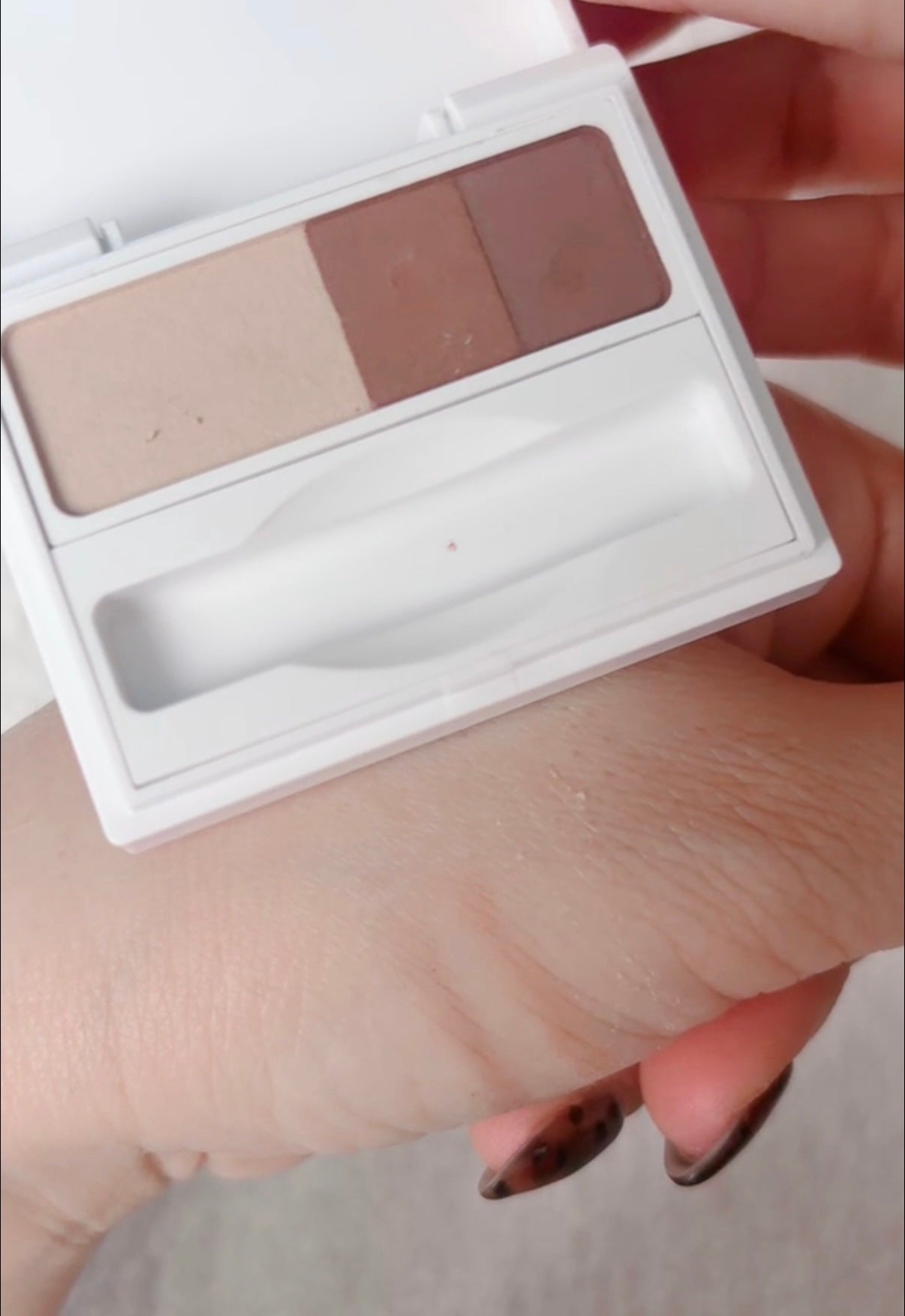 イージーニュアンスアイブロウパウダー/Enamor/パウダーアイブロウを使ったクチコミ(5枚目)