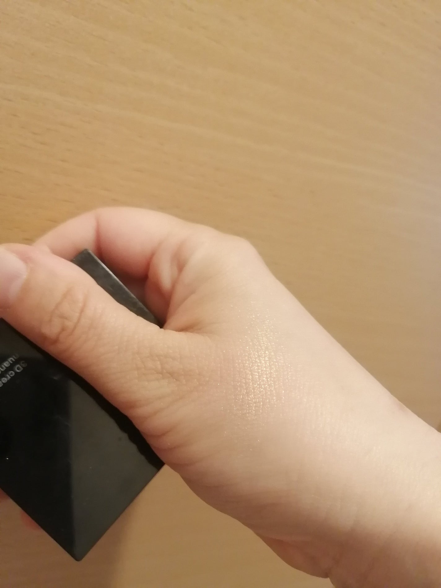 3Dクリエイトニュアンスパウダー/KATE/ハイライトを使ったクチコミ(3枚目)