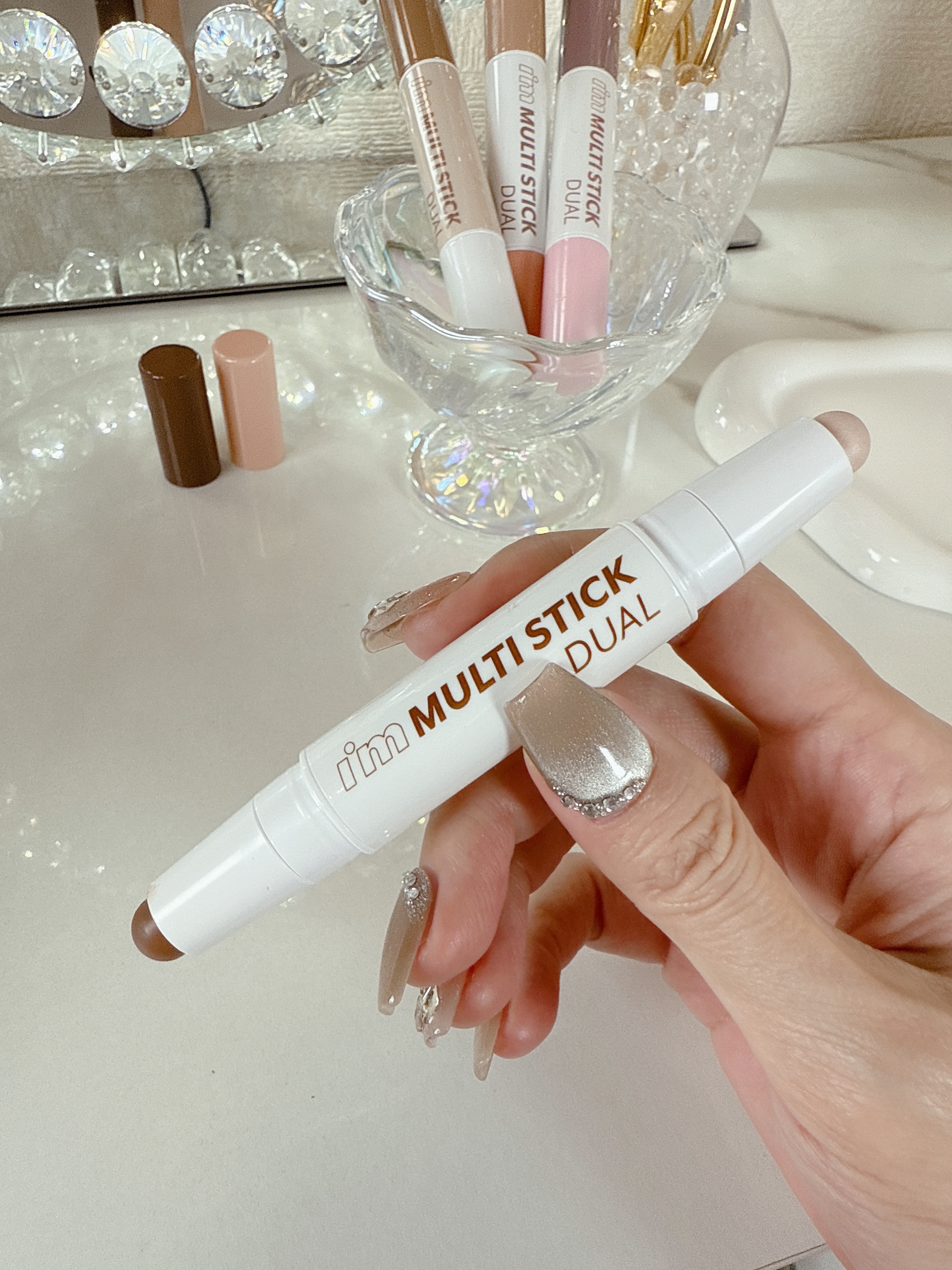 アイムマルチスティック デュアル/i’m meme/シェーディングを使ったクチコミ（1枚目）