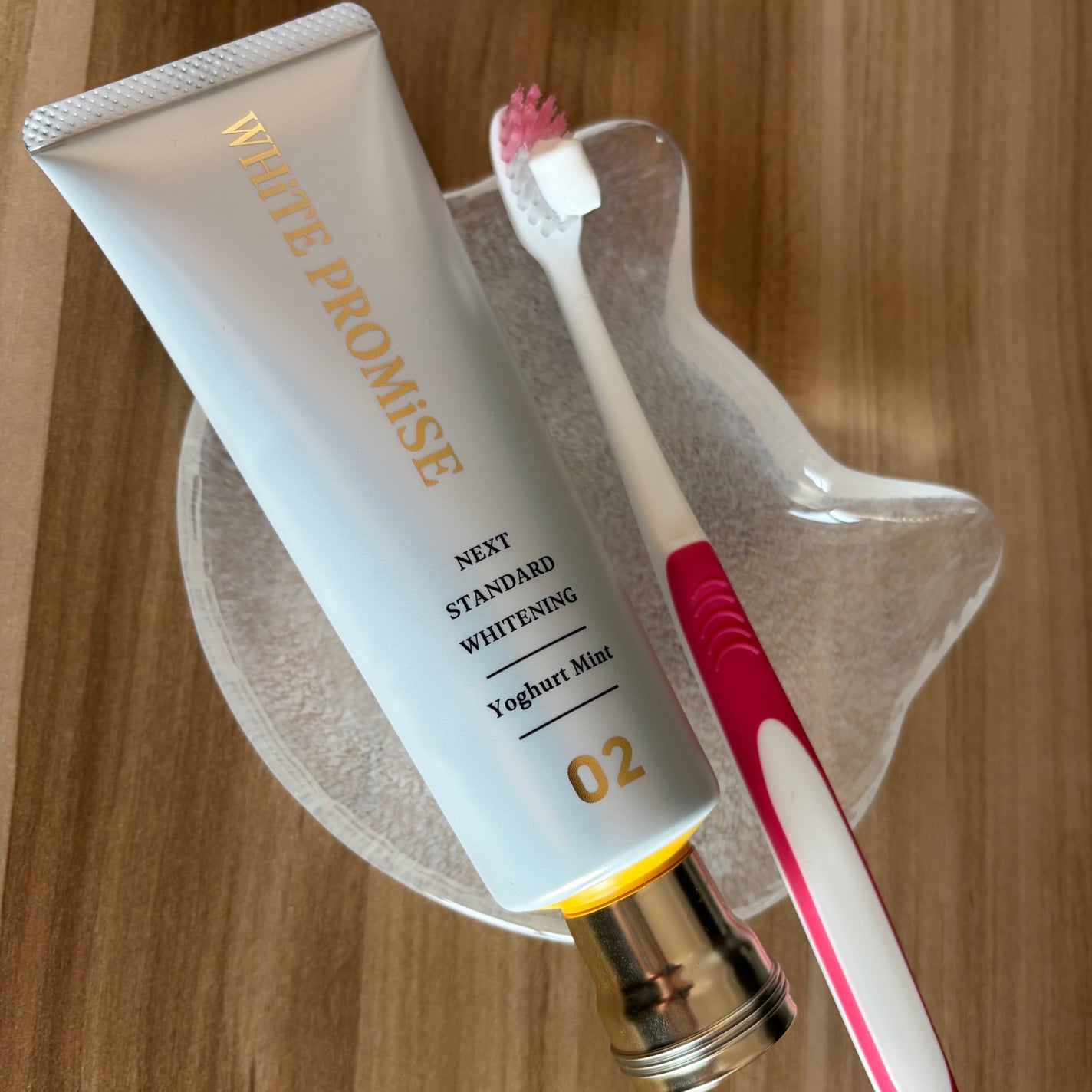 ホワイトプロミス 美白*+むし歯予防*/WHiTE PROMiSE/歯磨き粉を使ったクチコミ(2枚目)