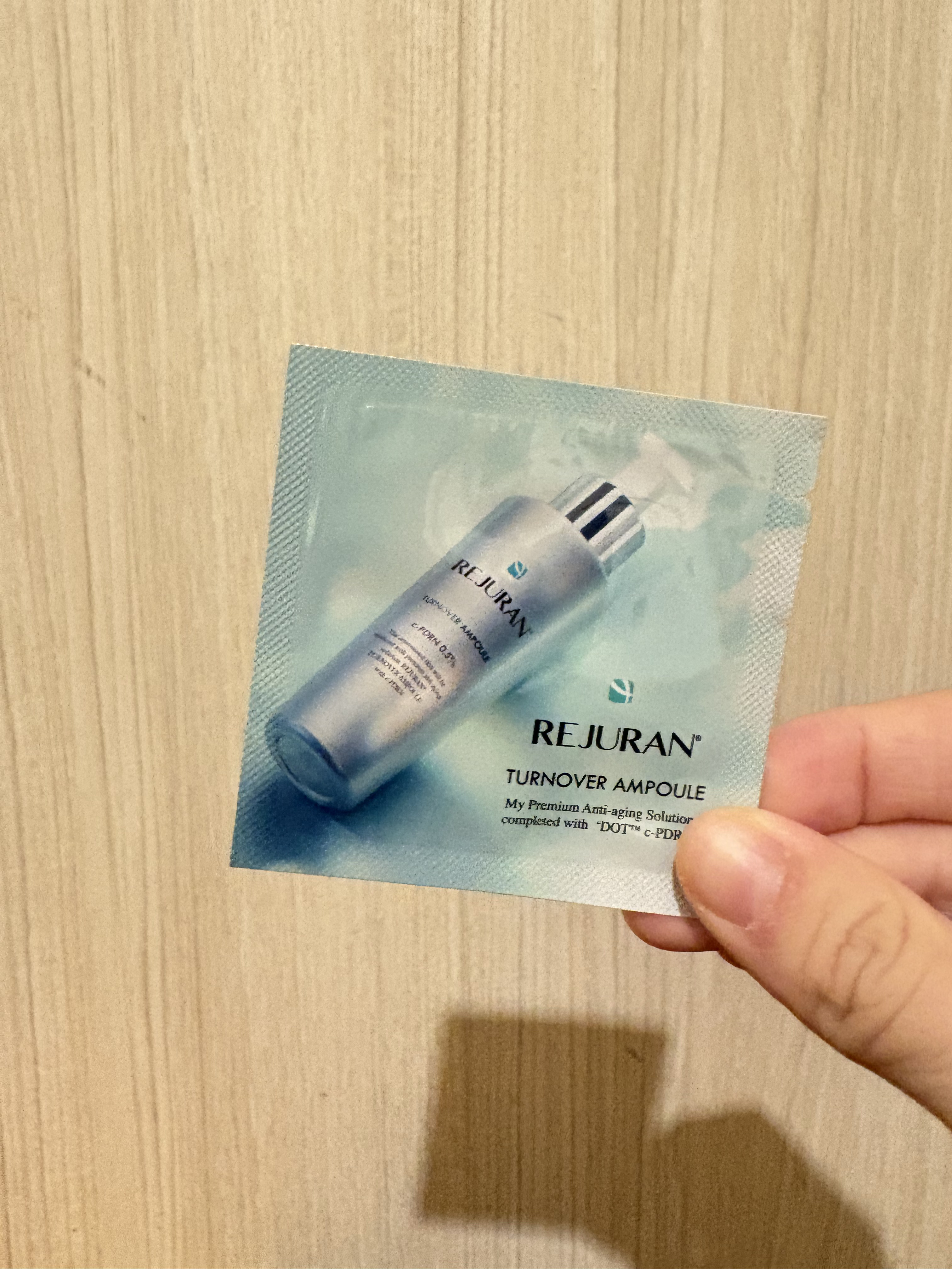 REJURAN ターンオーバーアンプル 30ml/REJURAN COSMETICS/美容液を使ったクチコミ（1枚目）
