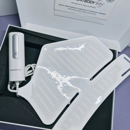 LEDネック&デコルテマスク シリーズ2/CurrentBody/美顔器・マッサージを使ったクチコミ(2枚目)