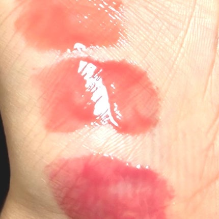 フィー 3Dボリューミンググロス/fwee/リップグロスを使ったクチコミ(4枚目)