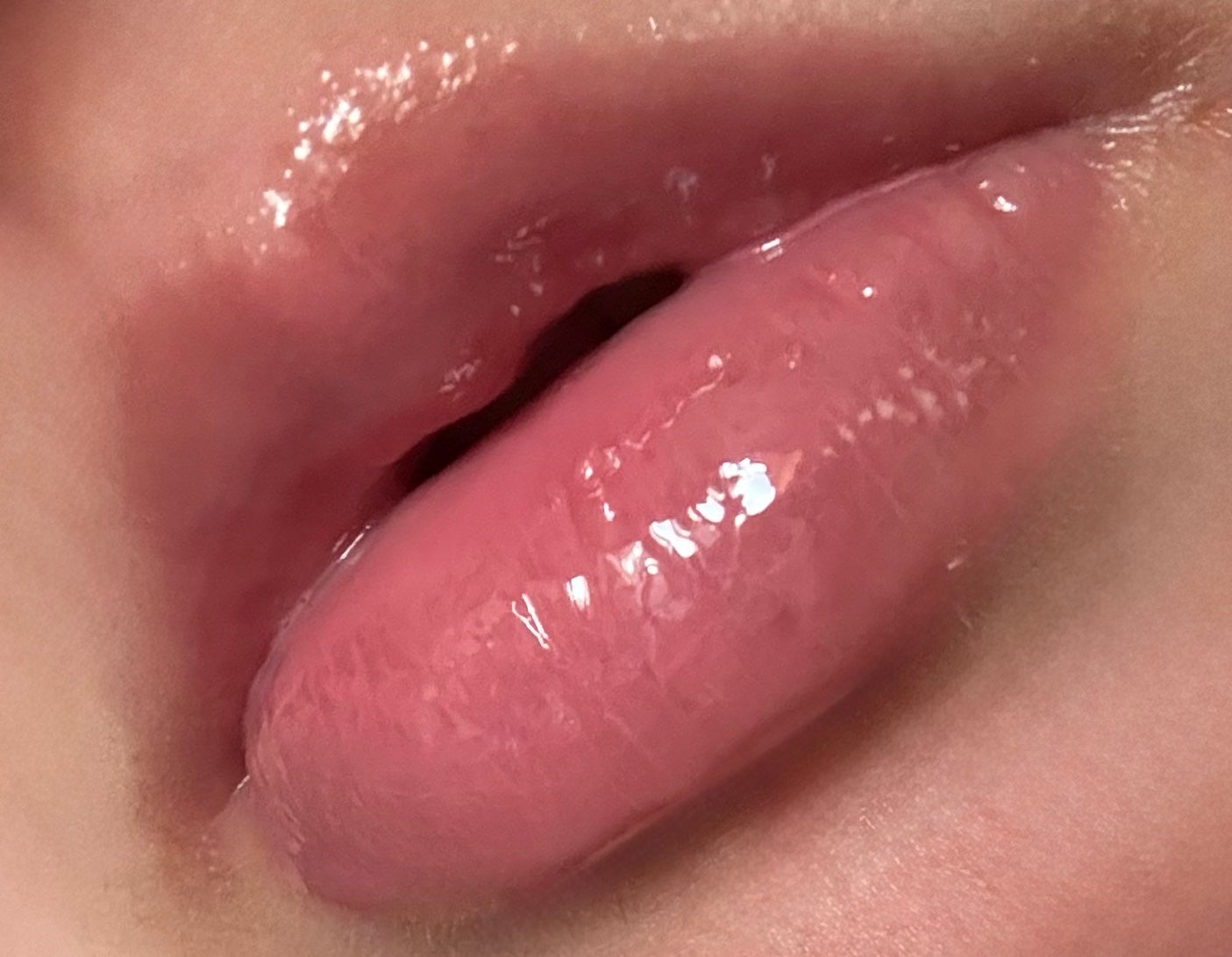 デューステインシアーリップグロス/Milk Touch/リップグロスを使ったクチコミ(2枚目)