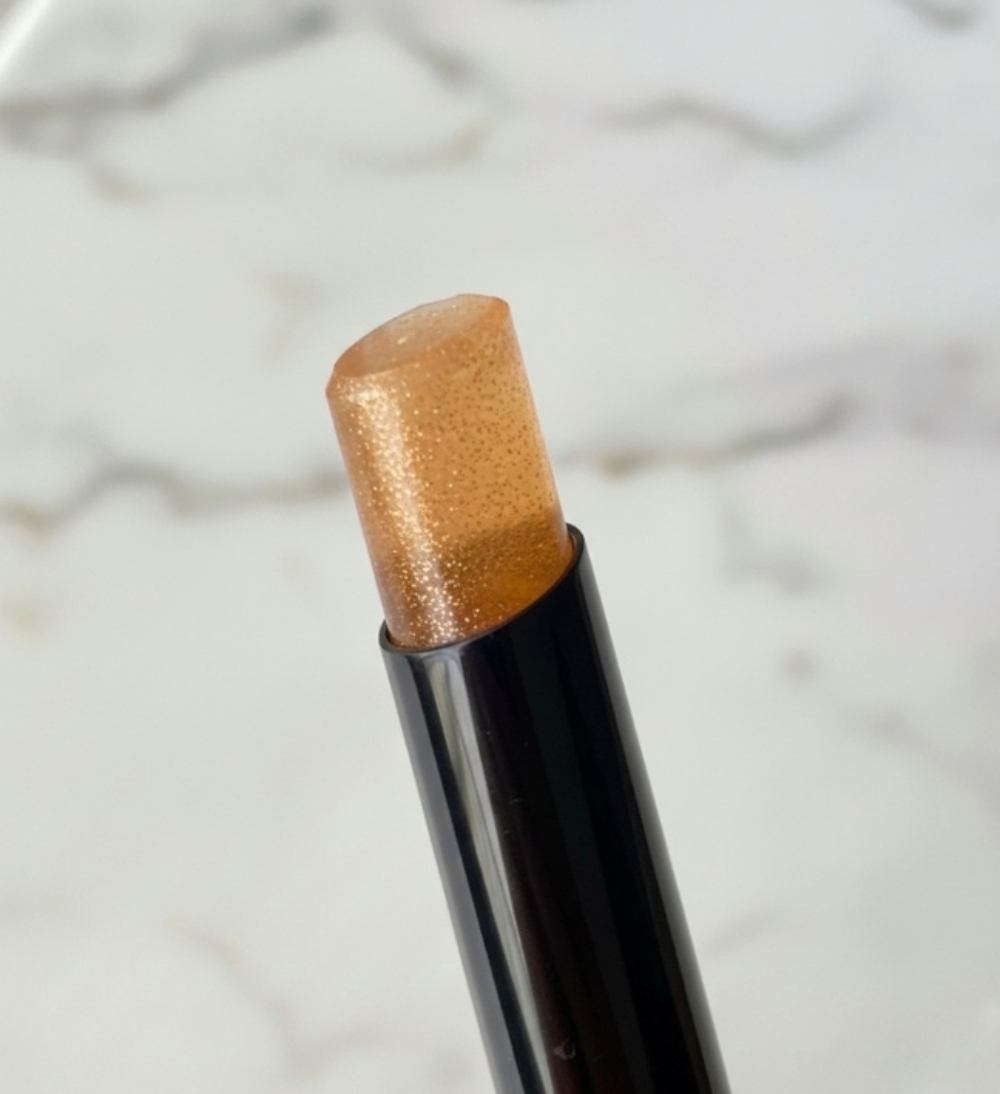 THREE グリタリングジェリーリップのクチコミ「THREE
Holidayコレクション

グリタリングジェリーリップ
X01 SPARKING.....」（3枚目）