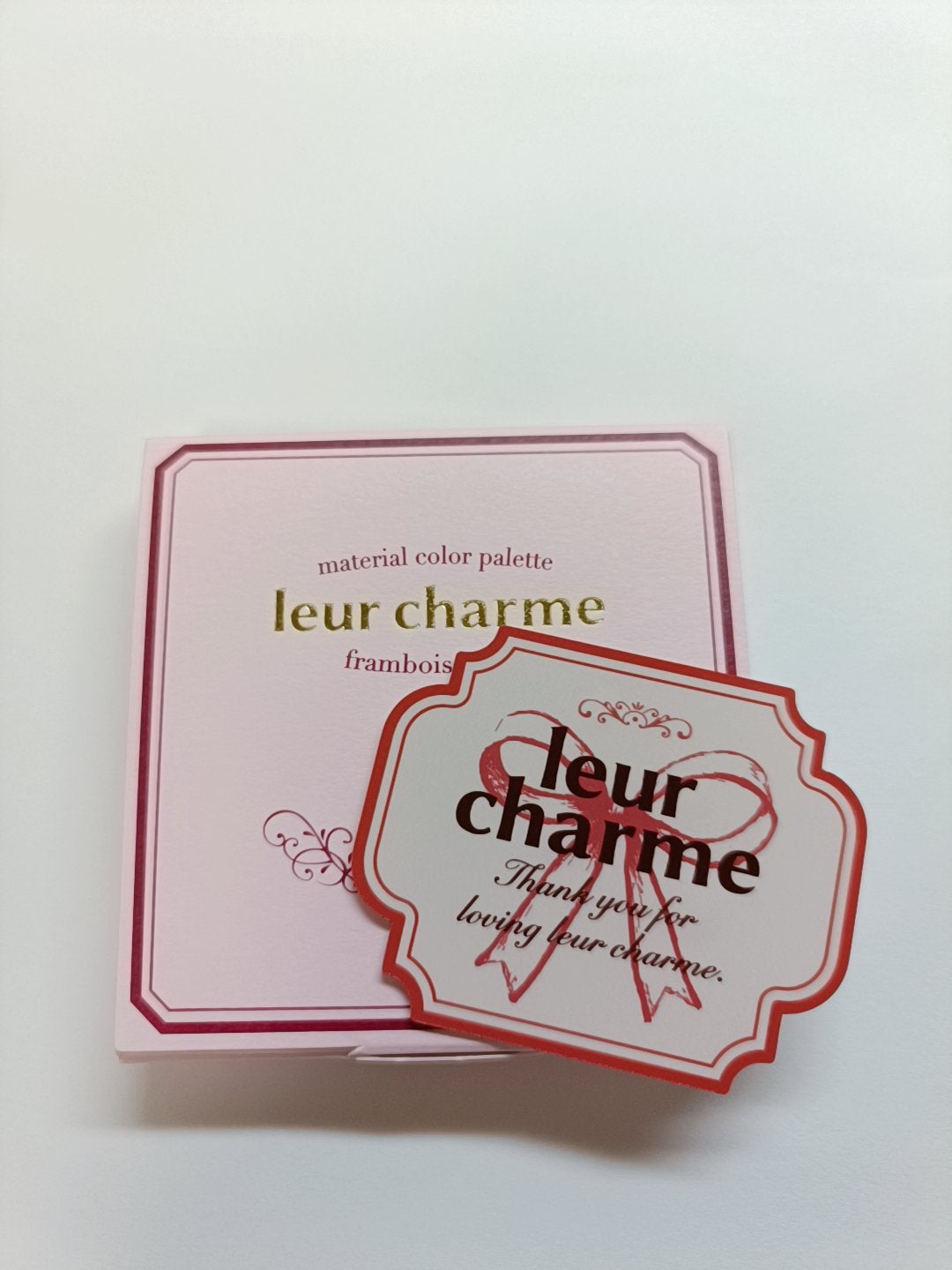 マテリアルカラーパレット/leur charme/アイシャドウパレットを使ったクチコミ(3枚目)