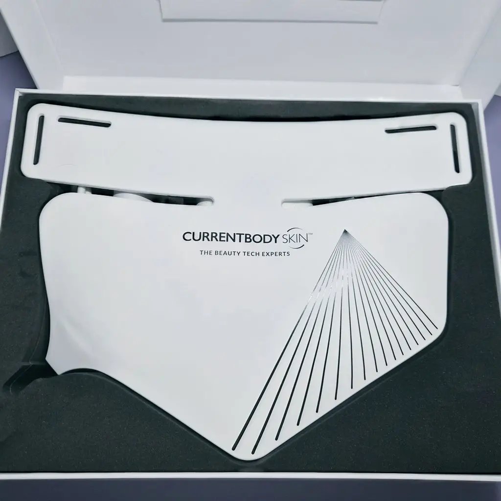 試してみた】LEDネック＆デコルテマスク シリーズ2 CurrentBodyの