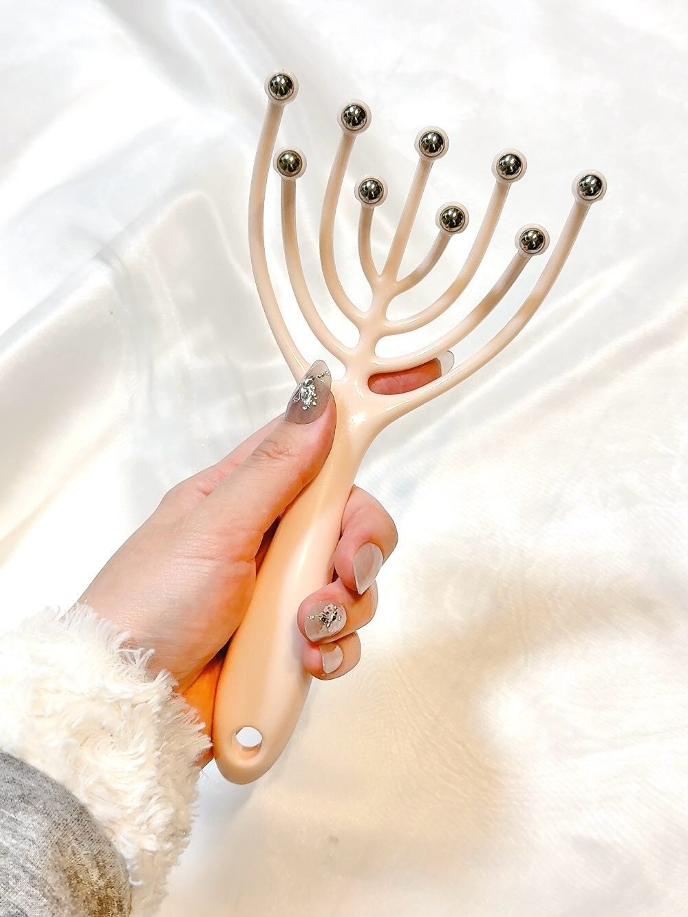 りぃさんのコスメ日記💄 on LIPS 「ヘッドスパブラシ♡現役の美容師兼ヘッドスパニストと頭皮毛髪アド..」(2枚目)