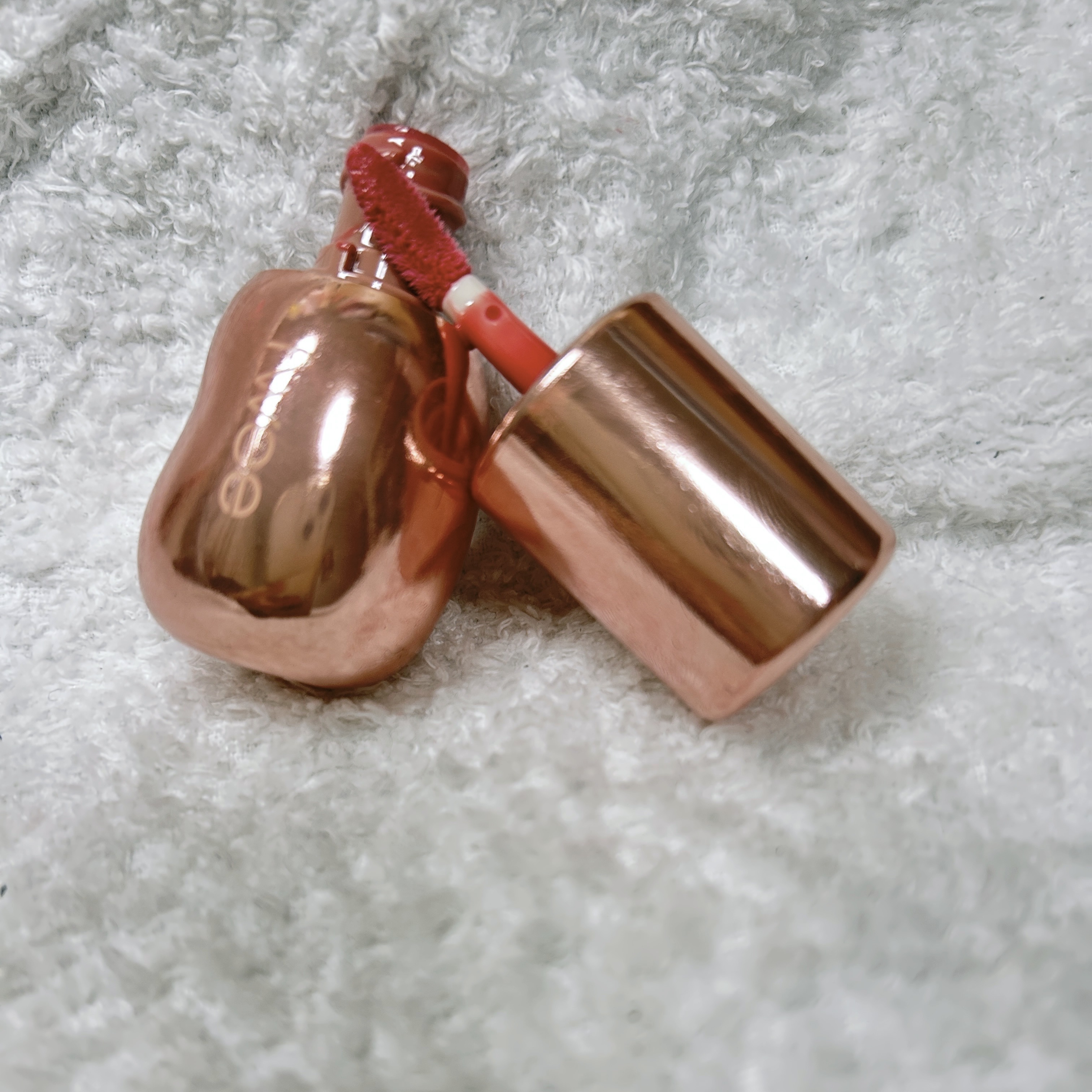 フィー 3Dボリューミンググロス/fwee/リップグロスを使ったクチコミ（2枚目）