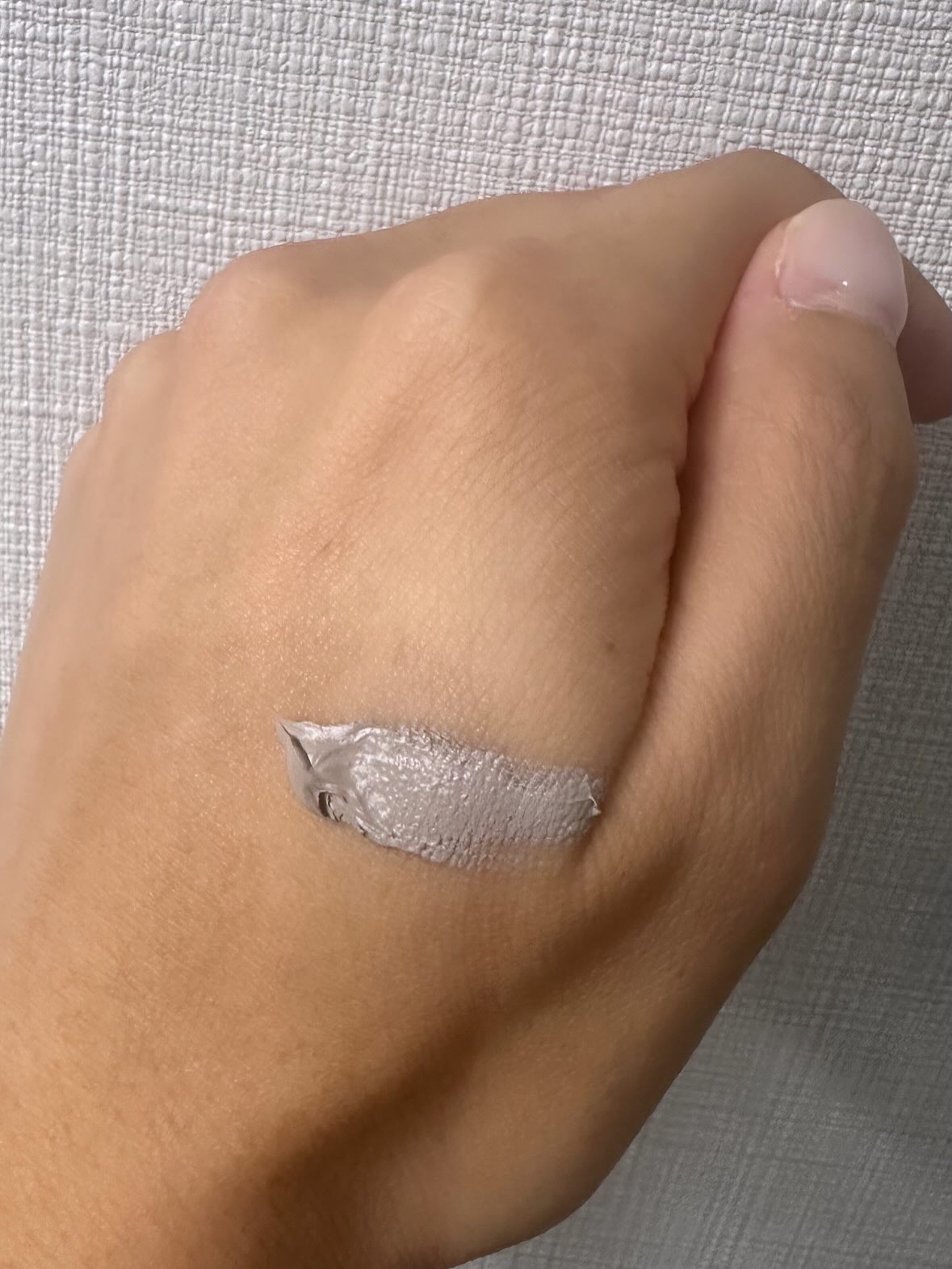 スーパーヴォルカニック　ポア　クレイマスク/innisfree/洗い流すパック・マスクを使ったクチコミ（2枚目）