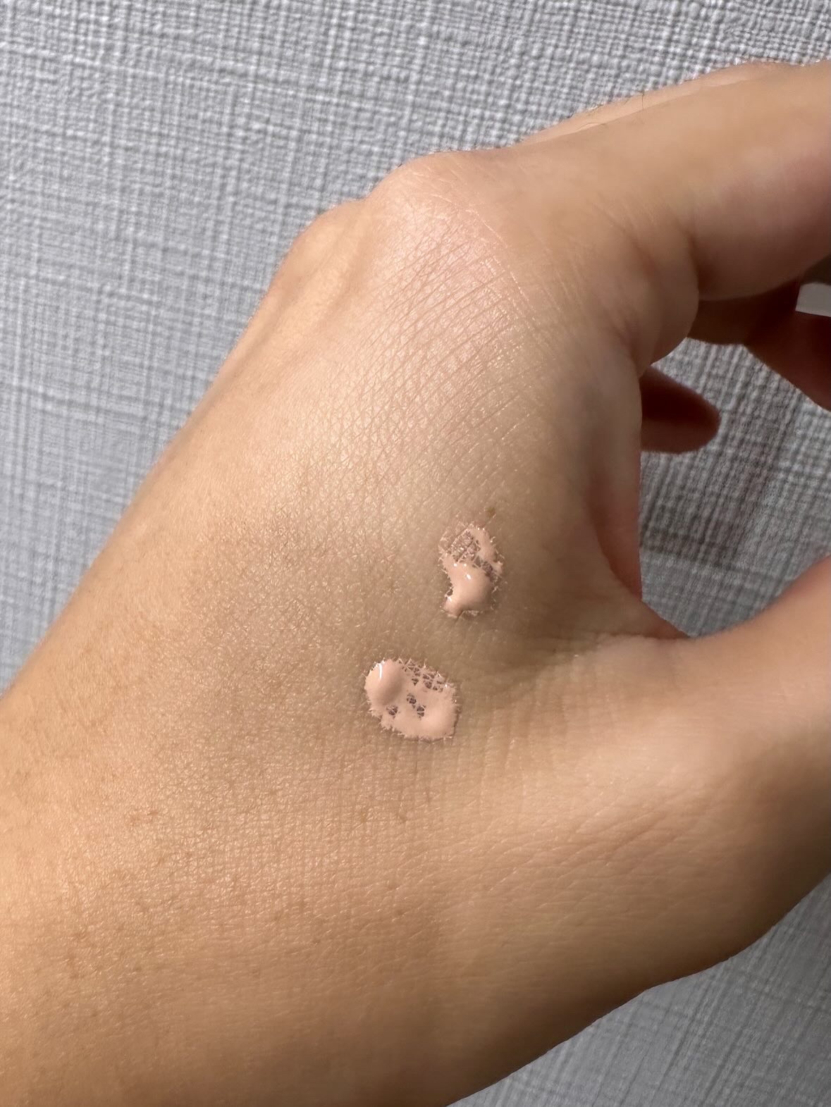 エッセンスリキッド EX/マキアージュ/リキッドファンデーションを使ったクチコミ（2枚目）