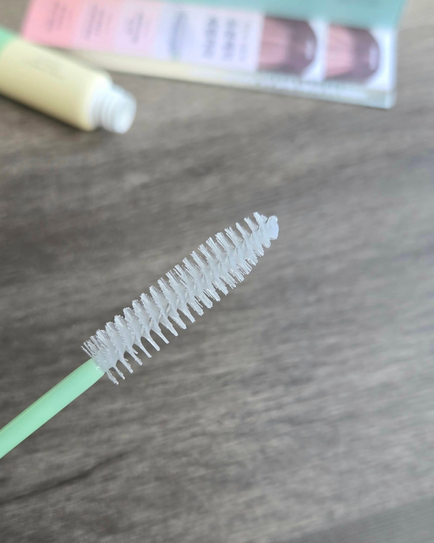 フレッシュセバムヘアマスカラ/narka/その他スタイリングを使ったクチコミ（3枚目）