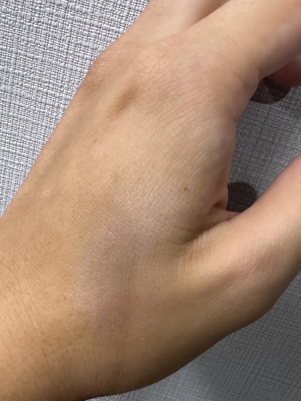 トーンアップ UV モイスト/マナラ/日焼け止めクリームを使ったクチコミ（3枚目）