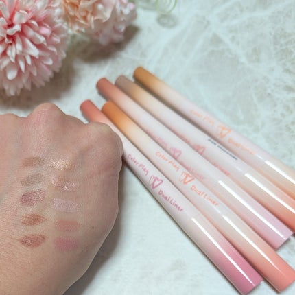 カラープレイデュアルライナー/2aN/スティックアイシャドウを使ったクチコミ(5枚目)