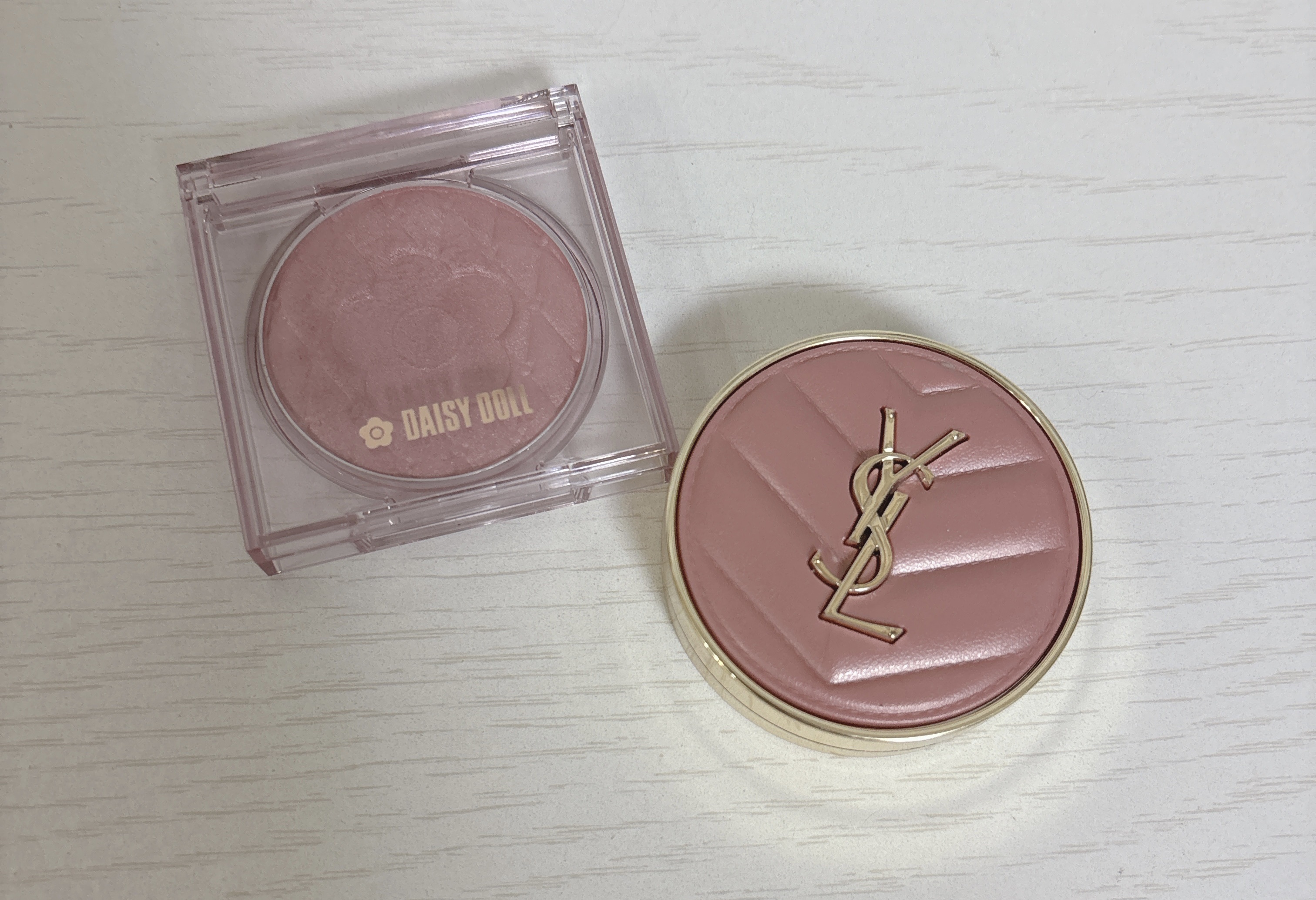 YSL メイクミーブラッシュ パウダー/YVES SAINT LAURENT BEAUTE/パウダーチークを使ったクチコミ（1枚目）