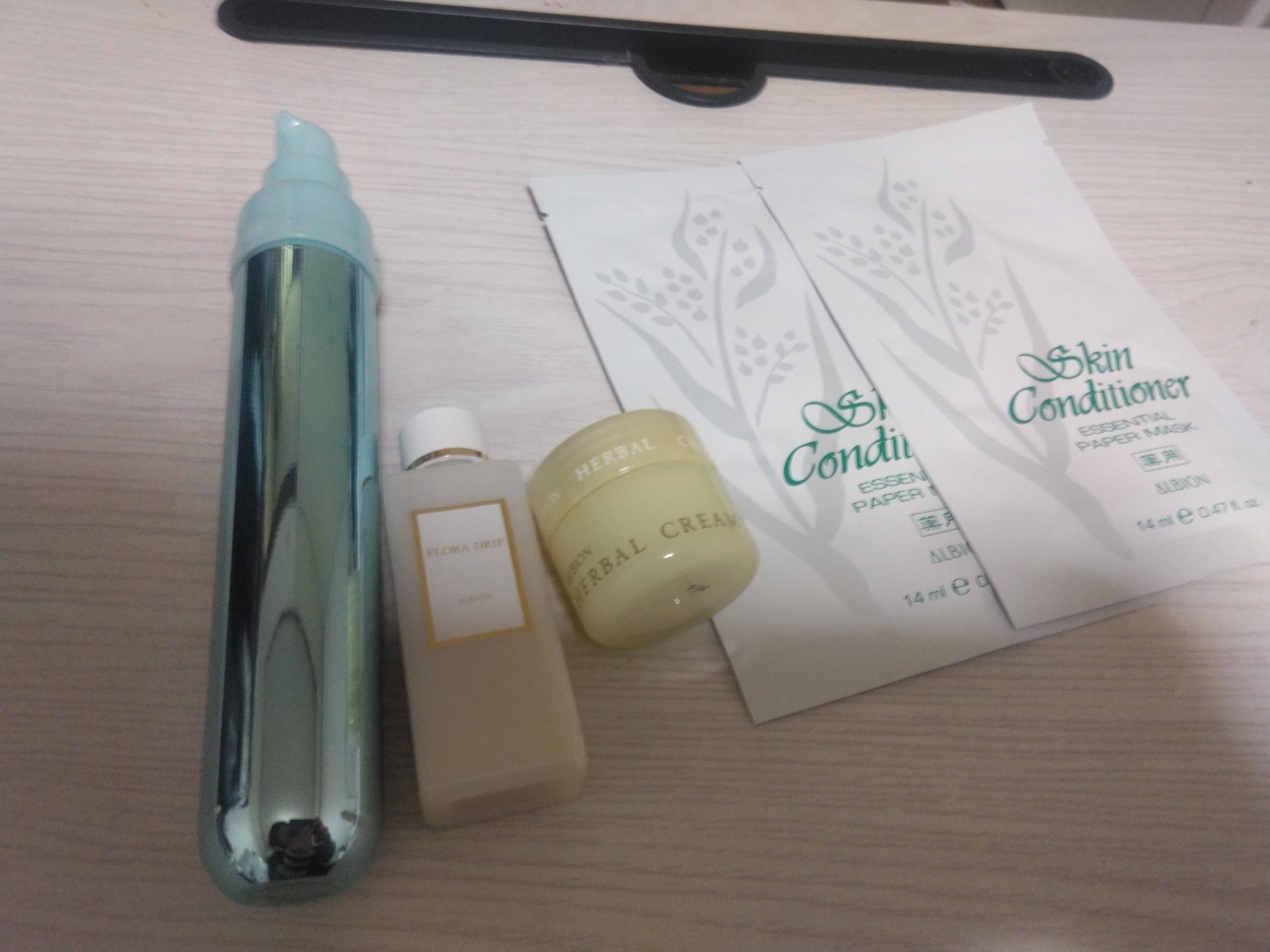 ホワイトニング エフフォーリア ローション/IGNIS/化粧水を使ったクチコミ（3枚目）