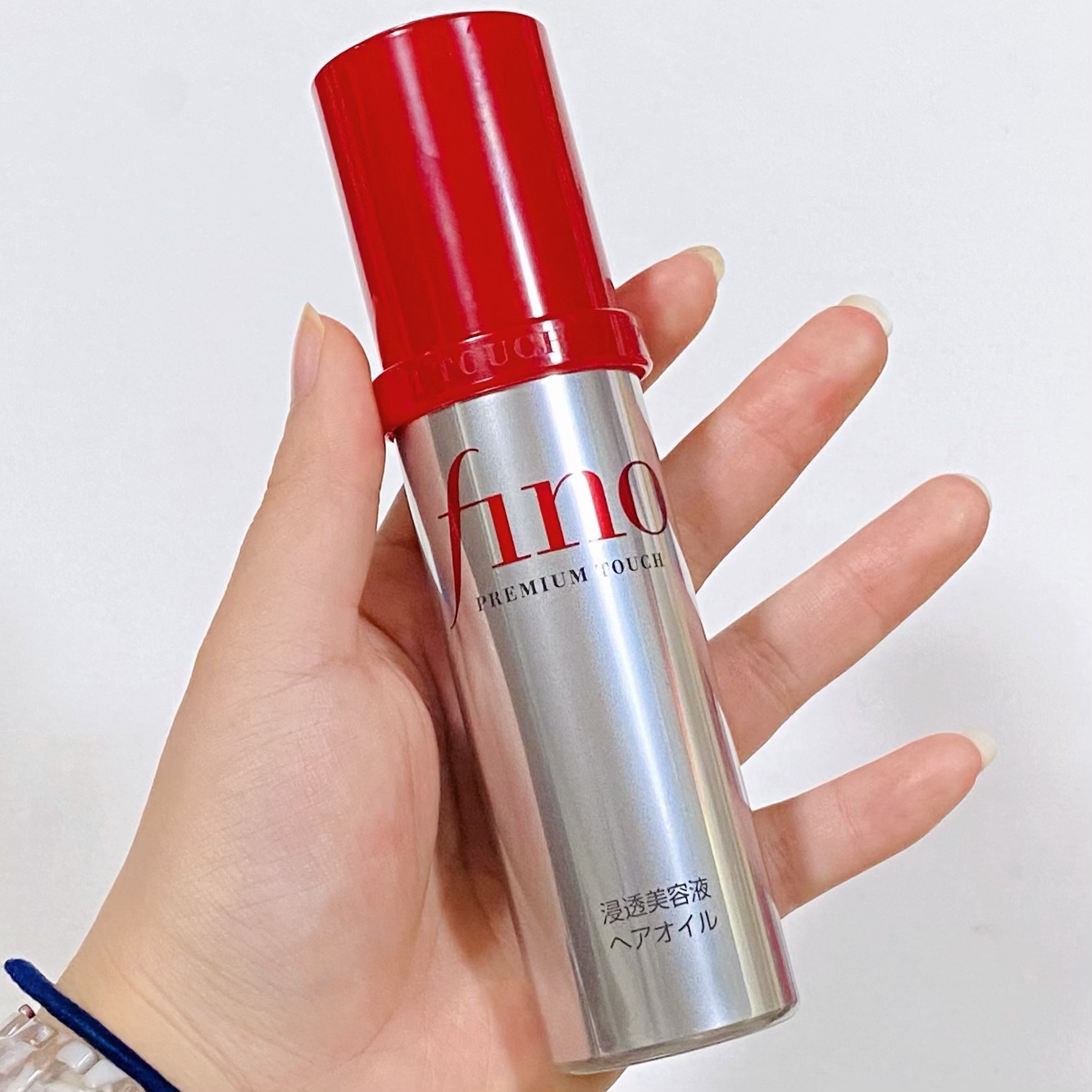 \サラサラを保つためのヘアケア🫧/

────────────
♡フィーノ
プレミアムタッチ　濃厚美容液ヘアオイル
────────────

乾燥する季節になってきて、髪の毛も乾燥してパサパサしてきたからフィーノのヘアオイルを買いました