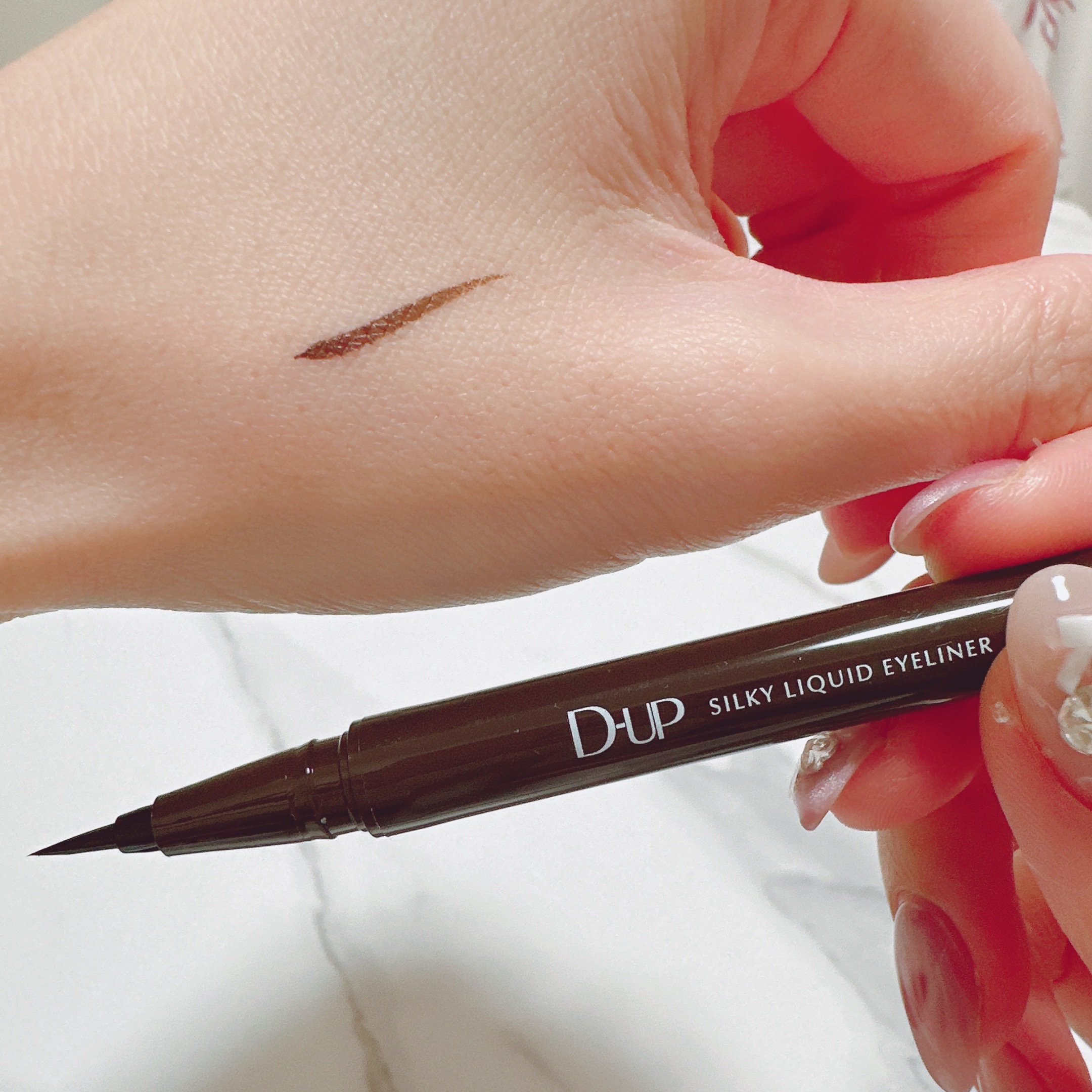 シルキーリキッドアイライナーWP/D-UP/リキッドアイライナーを使ったクチコミ（3枚目）