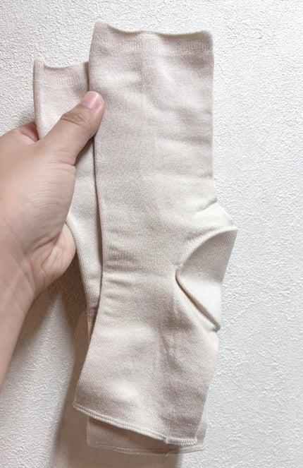 mari on LIPS 「かかと保湿ソックスセリアの踵ソックスを愛用していたけど古くなっ..」(4枚目)