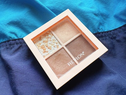 レブロン ダズル アイシャドウ クアッド/REVLON/アイシャドウパレットを使ったクチコミ(1枚目)