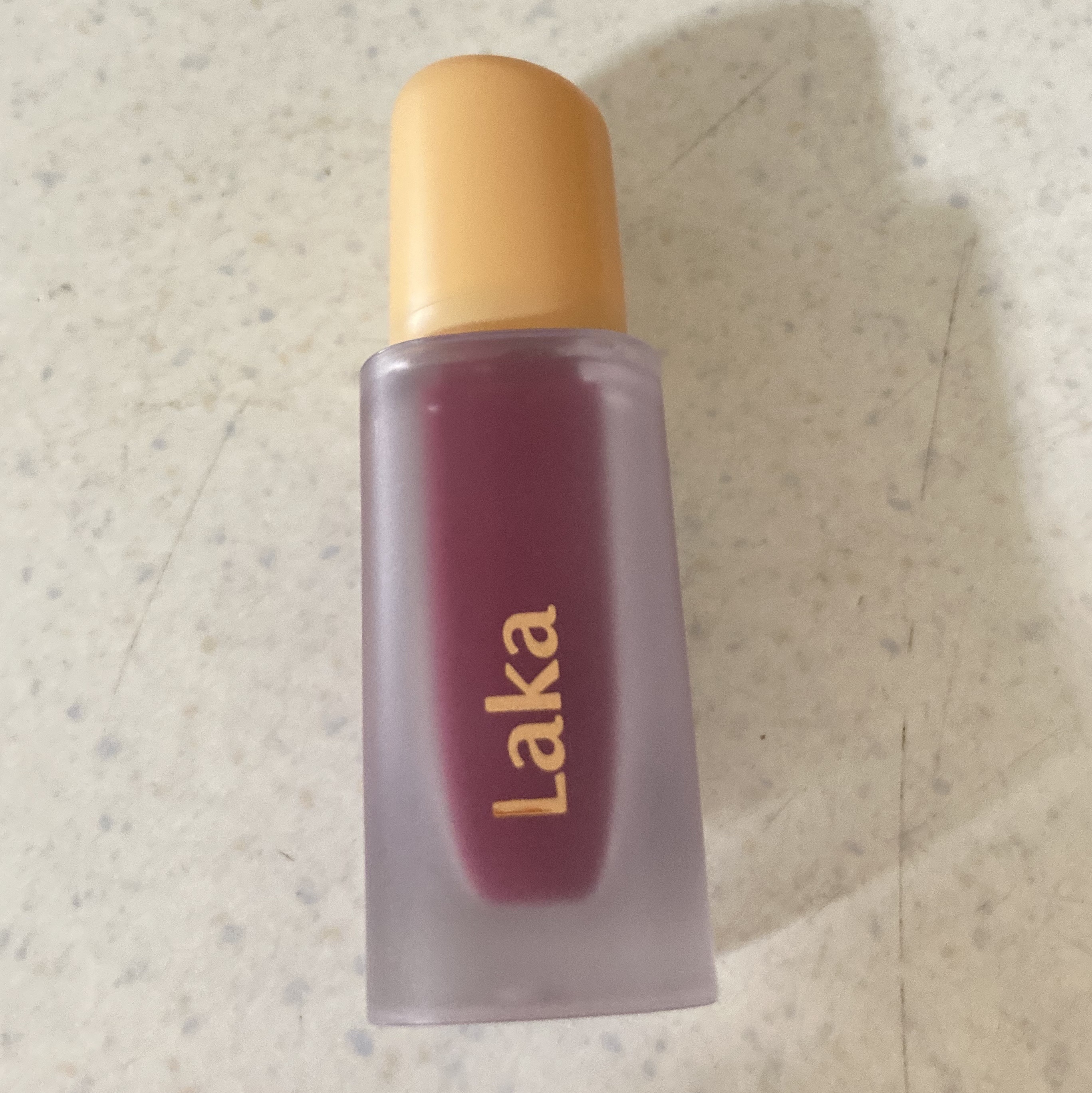 フルーティーグラムティント 115 エンヴィ/Laka/リップティントを使ったクチコミ（1枚目）