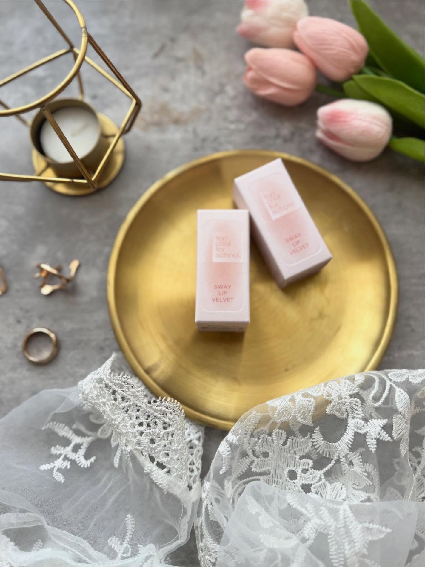 スウェイリップベルベット/too cool for school/リップティントを使ったクチコミ(5枚目)