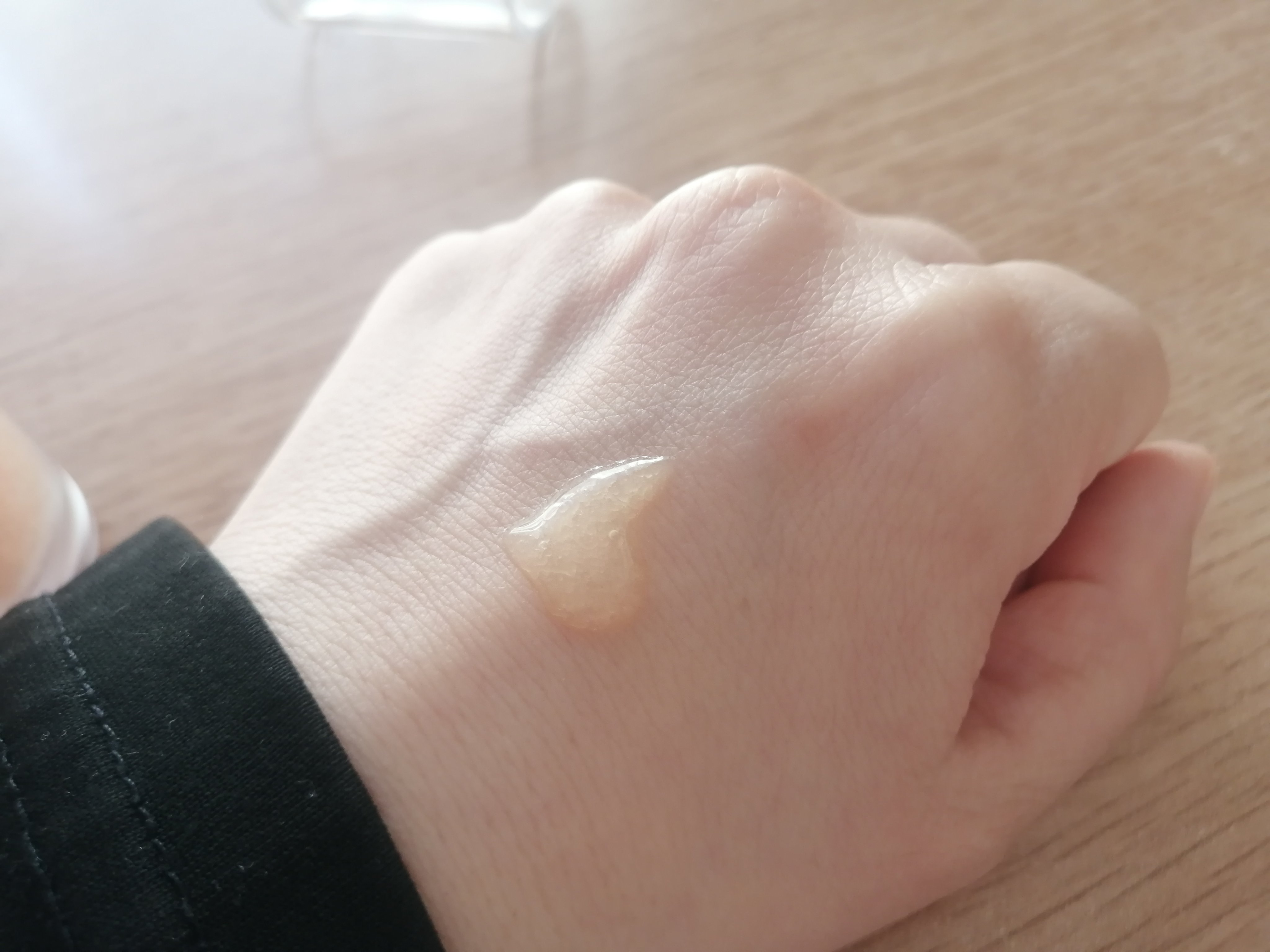 ハリケアコラーゲンサンセラム/VELY VELY/日焼け止めジェルを使ったクチコミ（3枚目）