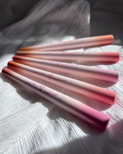 カラープレイデュアルライナー/2aN/スティックアイシャドウを使ったクチコミ(8枚目)