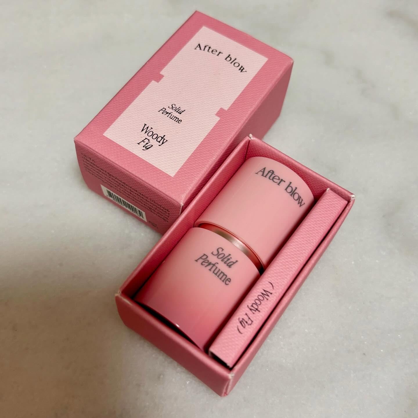 After blow ソリッドパフューム ウッディフィグのクチコミ「＼After blow ソリッドパフューム Woody Fig／ 
 
韓国フレグランスブラン.....」（2枚目）
