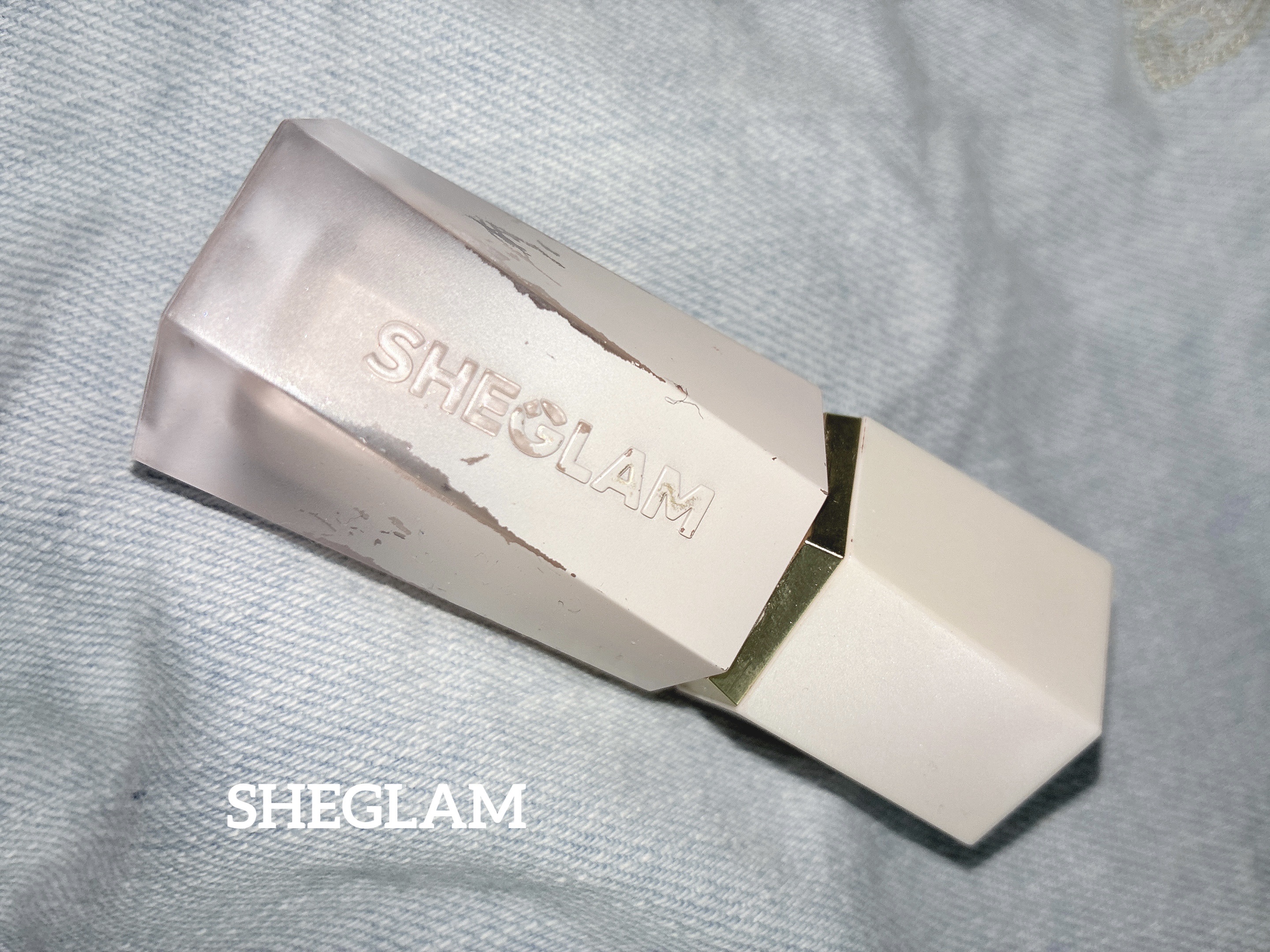 グロウブルーム リキッドハイライター バニラフロスト(Vanilla Frost)/SHEGLAM/リキッドハイライトを使ったクチコミ（1枚目）