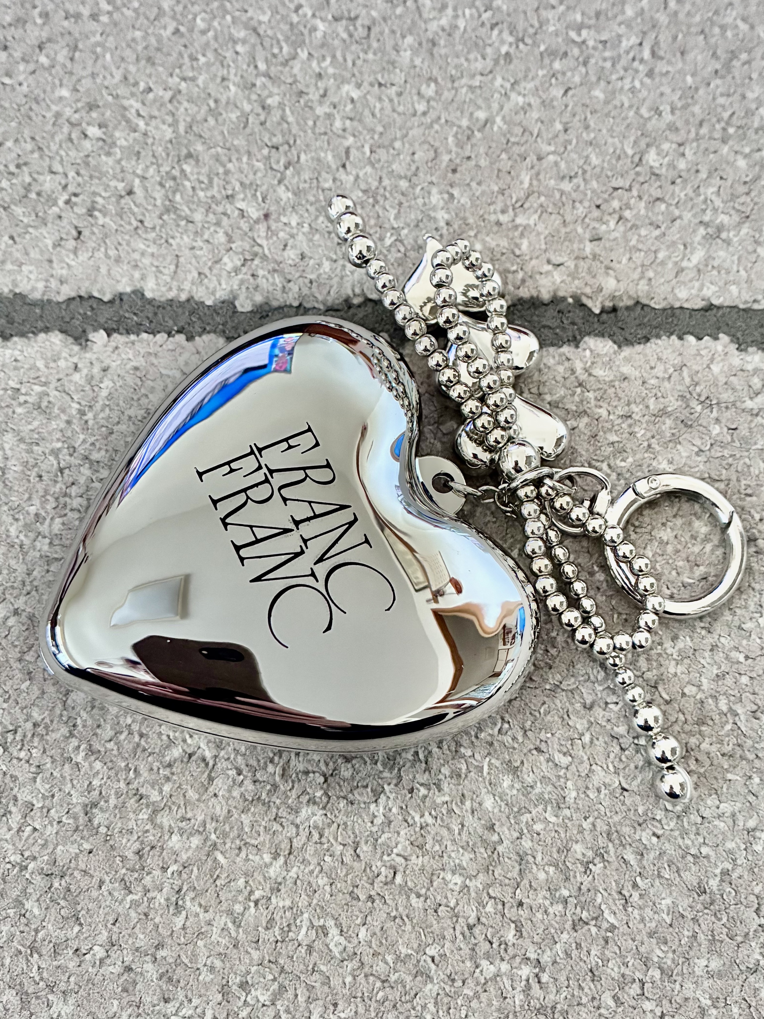 チャーム付き　ミラー&ブラシ/フランフラン/その他を使ったクチコミ（3枚目）