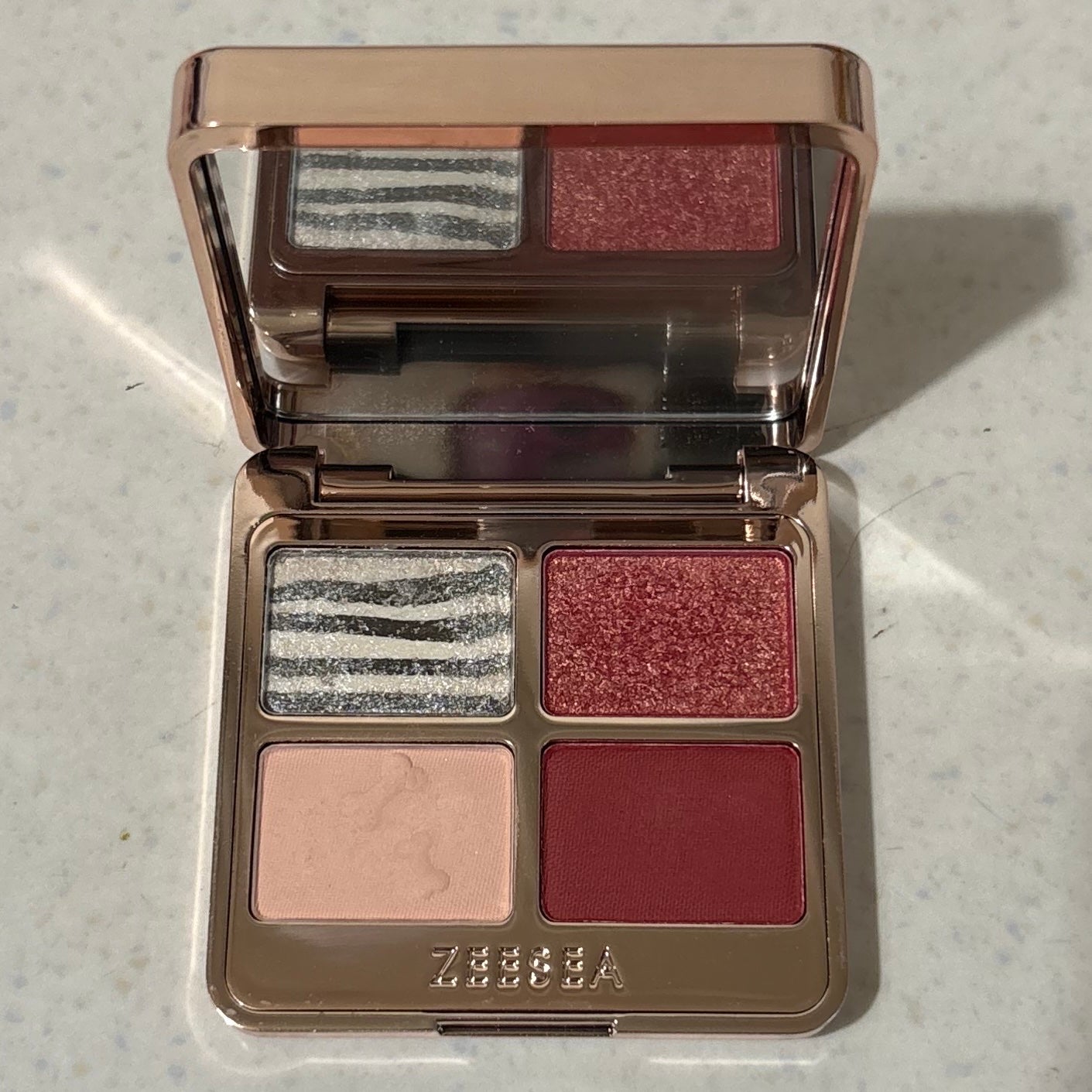 アニマルアイシャドウ(4シェード)/ZEESEA/アイシャドウパレットを使ったクチコミ(2枚目)