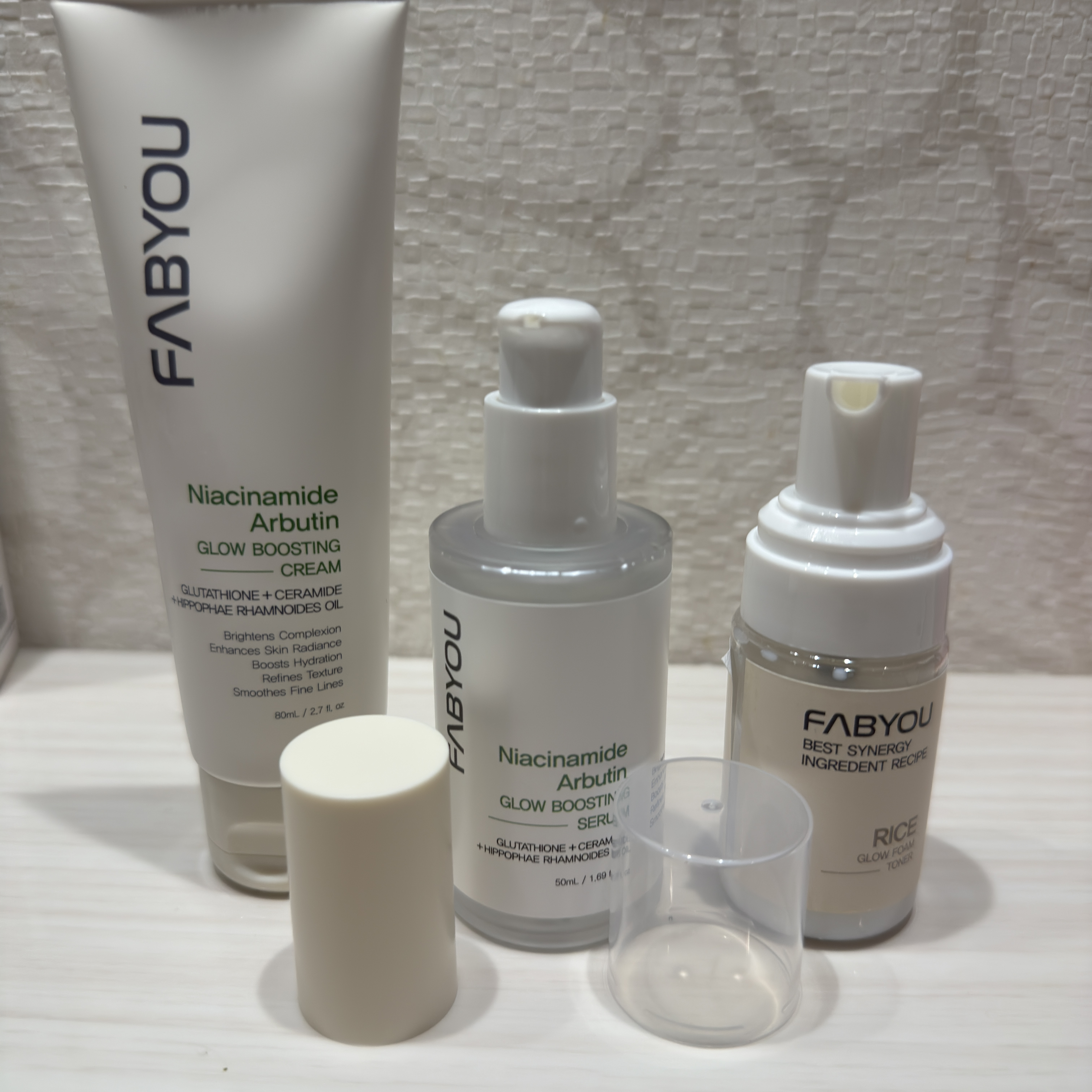 Niacinimide Arbutin Glow Boosting Serum/FABYOU/美容液を使ったクチコミ（1枚目）