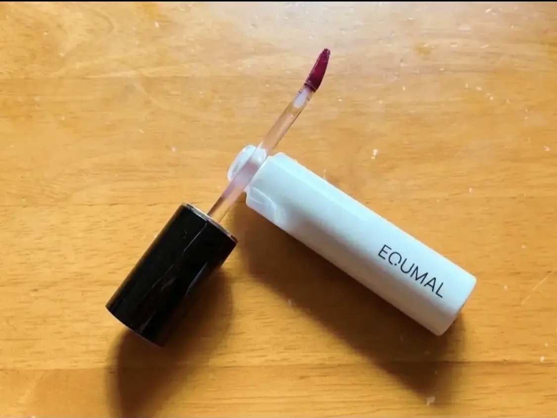 ノンセクショングローリーティント/EQUMAL/リップティントを使ったクチコミ（3枚目）