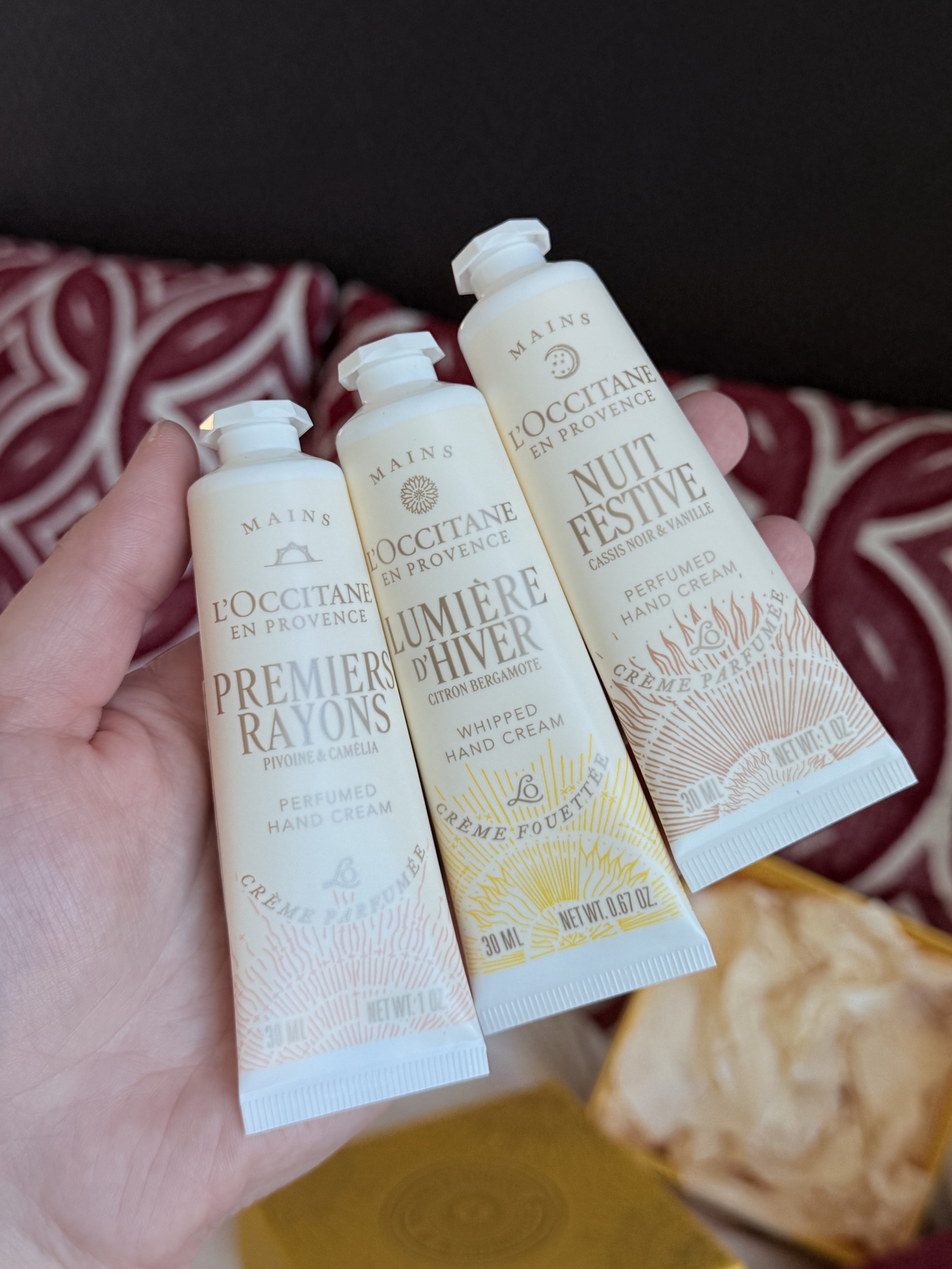 ルミエール ディヴェール ホイップハンドクリーム/L'OCCITANE/ハンドクリームを使ったクチコミ（2枚目）