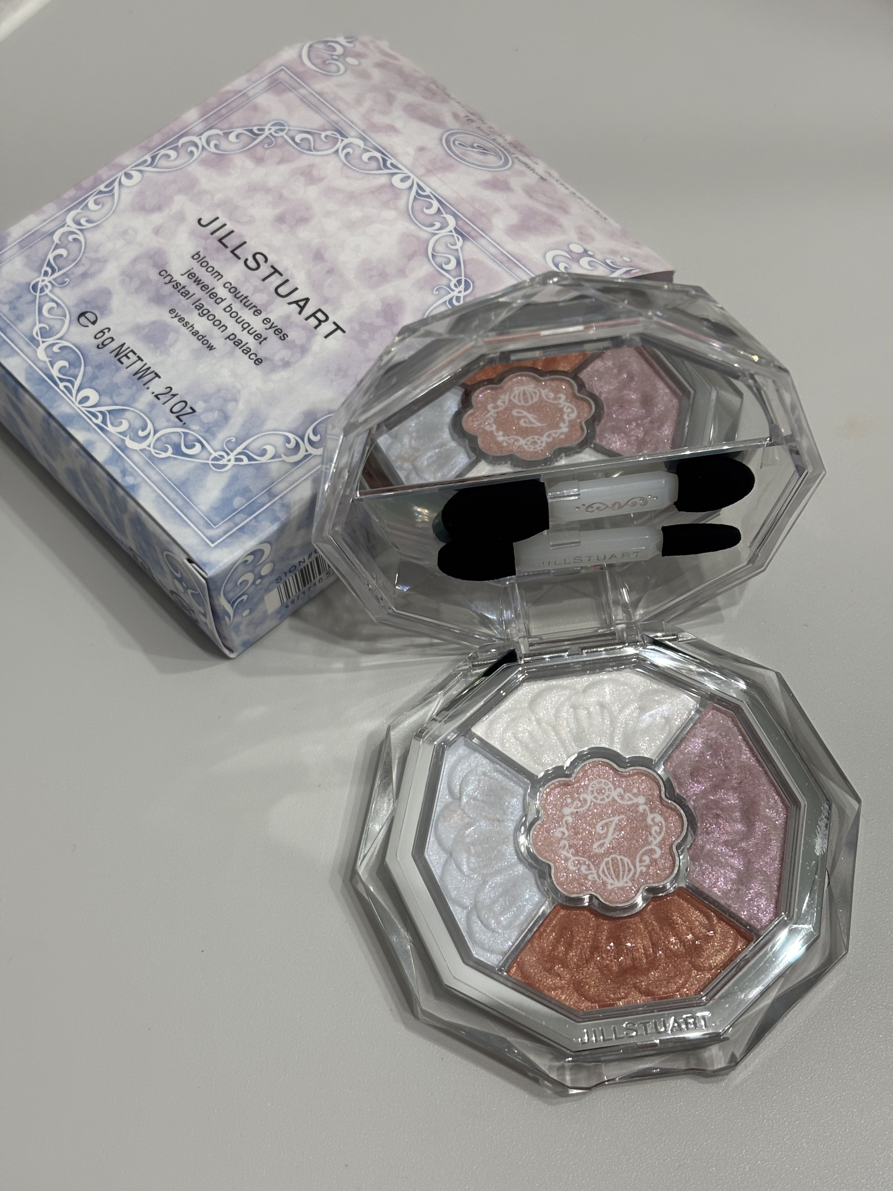 ジルスチュアート ブルームクチュール アイズ　ジュエルドブーケ/JILL STUART/アイシャドウパレットを使ったクチコミ（1枚目）