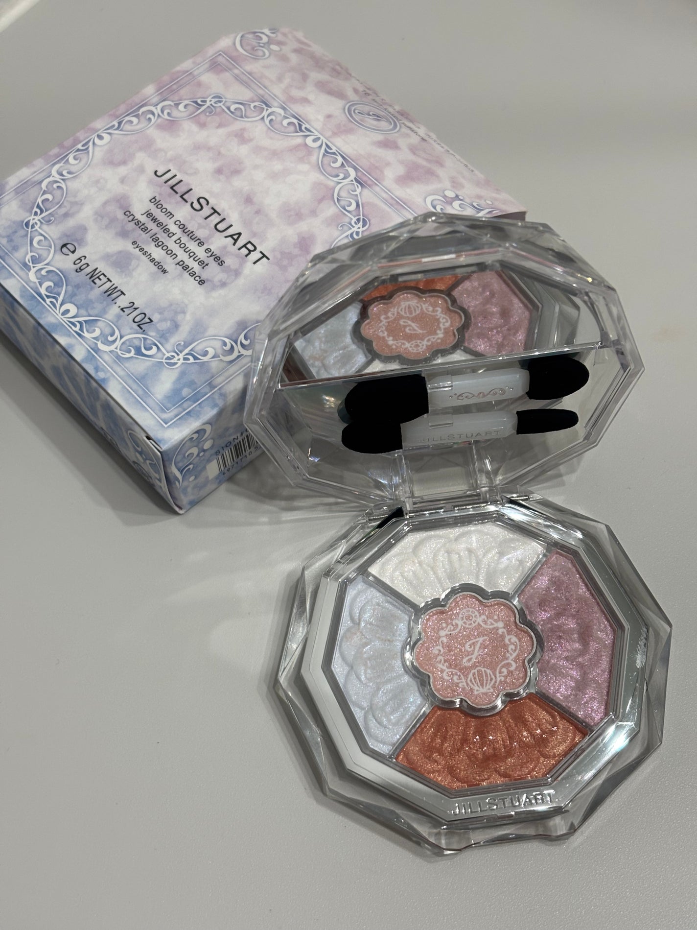 ジルスチュアート ブルームクチュール アイズ ジュエルドブーケ/JILL STUART/アイシャドウパレットを使ったクチコミ(1枚目)