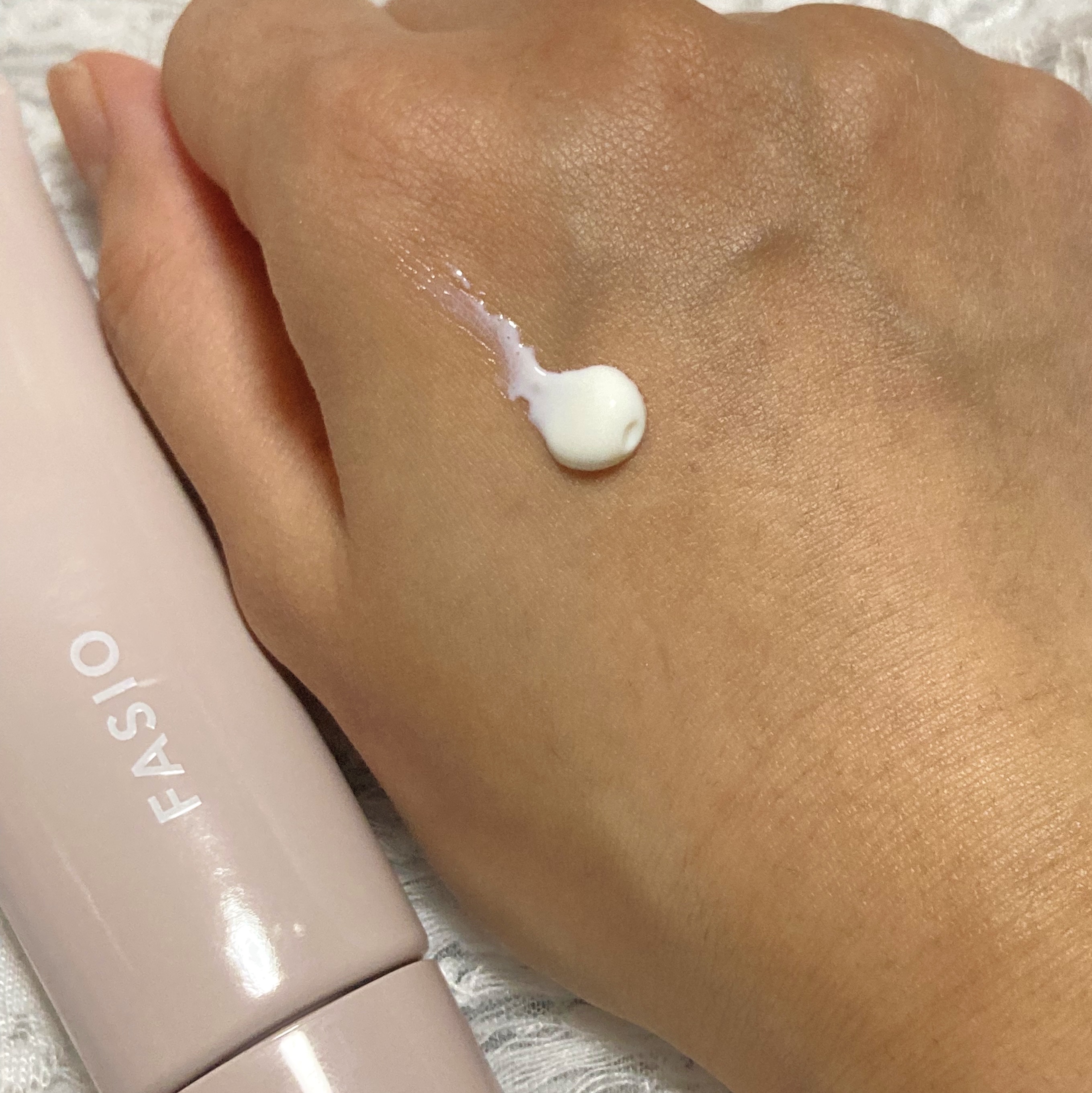 うるおい整う クリーム下地 00 クリアホワイト/FASIO/化粧下地を使ったクチコミ（3枚目）