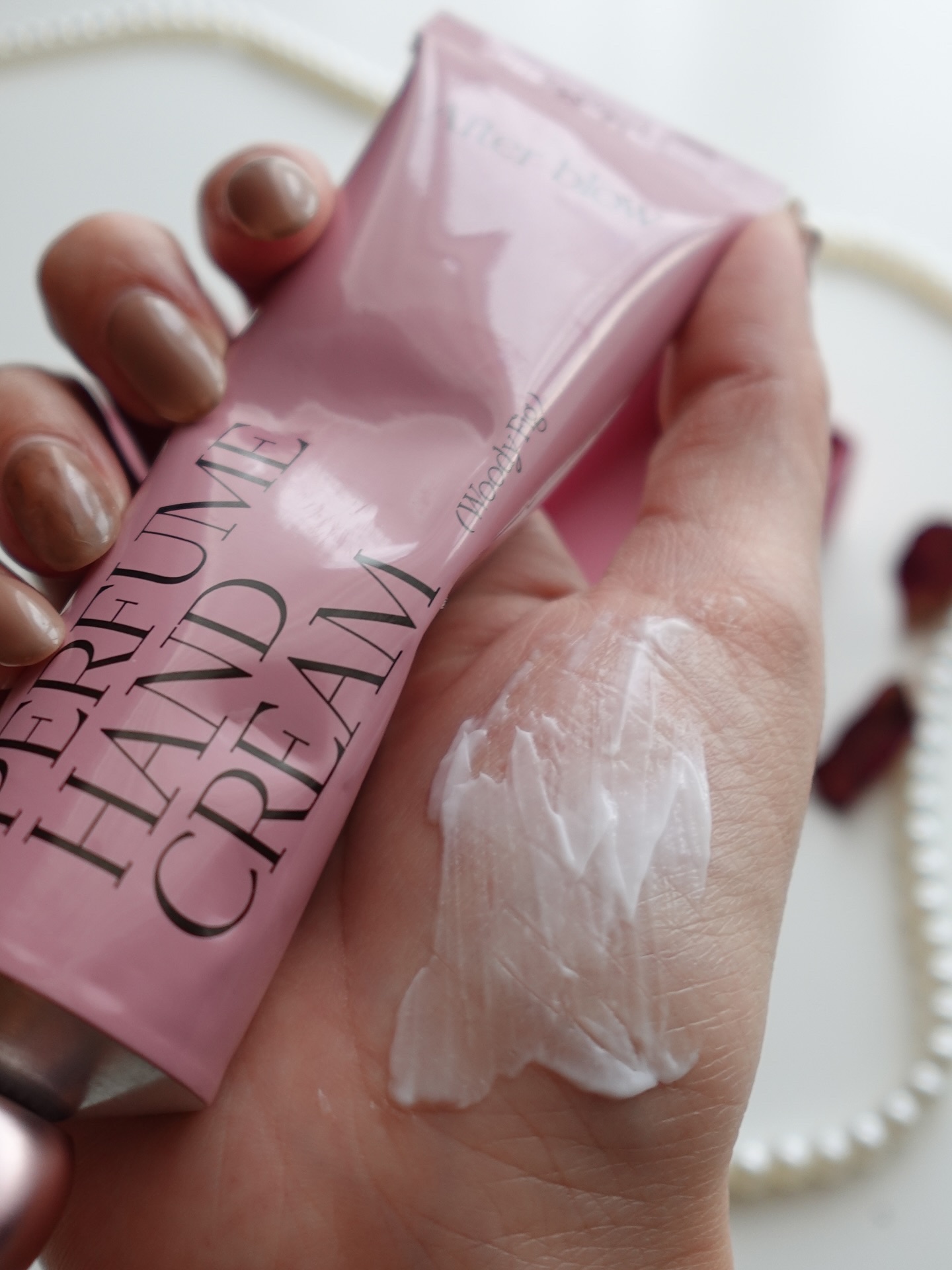  パフューム ハンドクリーム/After blow/ハンドクリームを使ったクチコミ（3枚目）